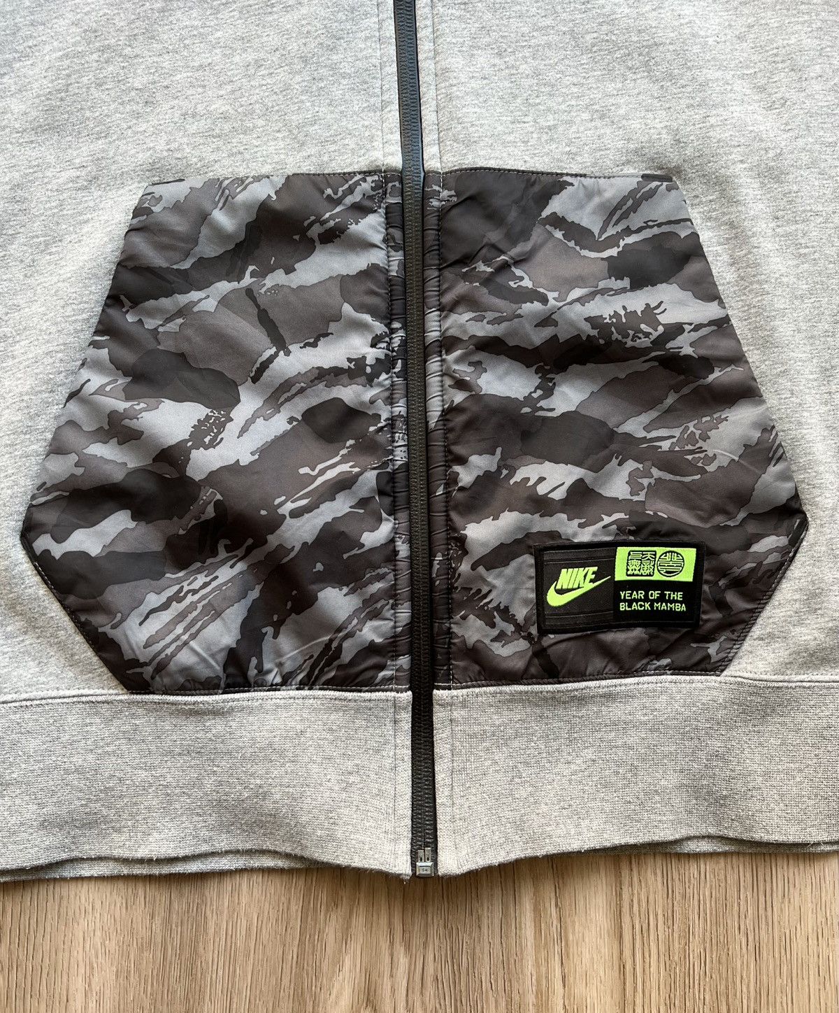 Nike Nike NBA Kobe Bryant Gray Zip Up Basketball Hoodie Size US L / EU 52-54 / 3 - 3 Thumbnail