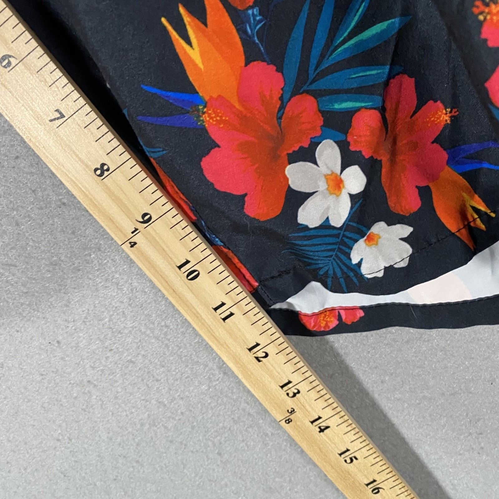 Hollister Hollister Floral Beach Board Shorts Swim Trunks Mens 36 Size US 36 / EU 52 - 7 Thumbnail