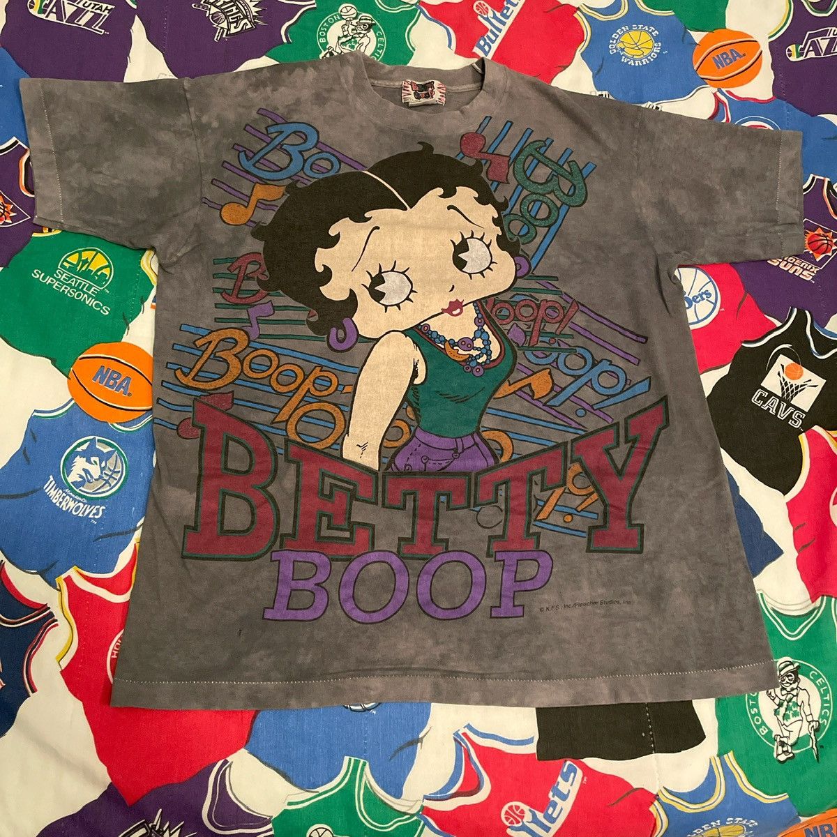 Vintage Vintage 90s Betty Boop King Features Cartoon TV Show Tee Size US L / EU 52-54 / 3 - 1 Thumbnail