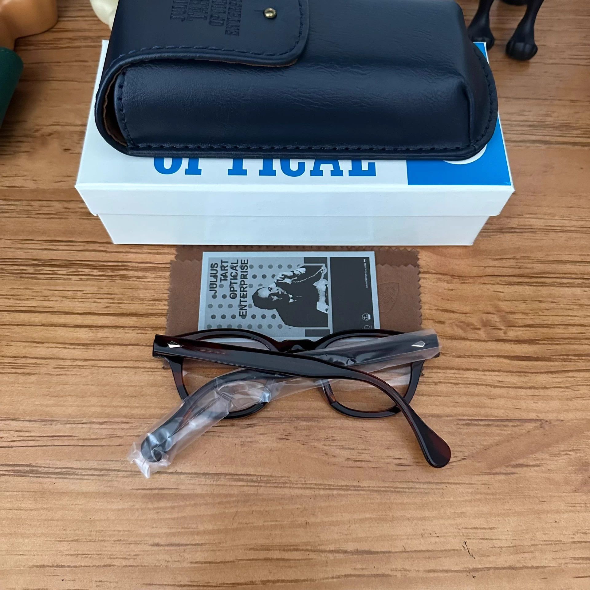 Julius JULIUS TART OPTICAL tortoiseshell eyeglasses 44-22 Size 44 - 2 Thumbnail