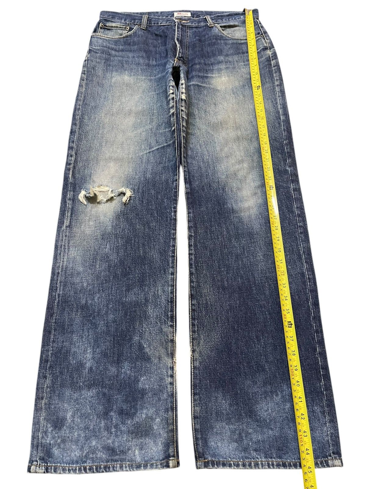 Hanes Vintage 90s Hanes Faded Wash Distressed Style Baggy Jeans Size US 35 - 13 Thumbnail