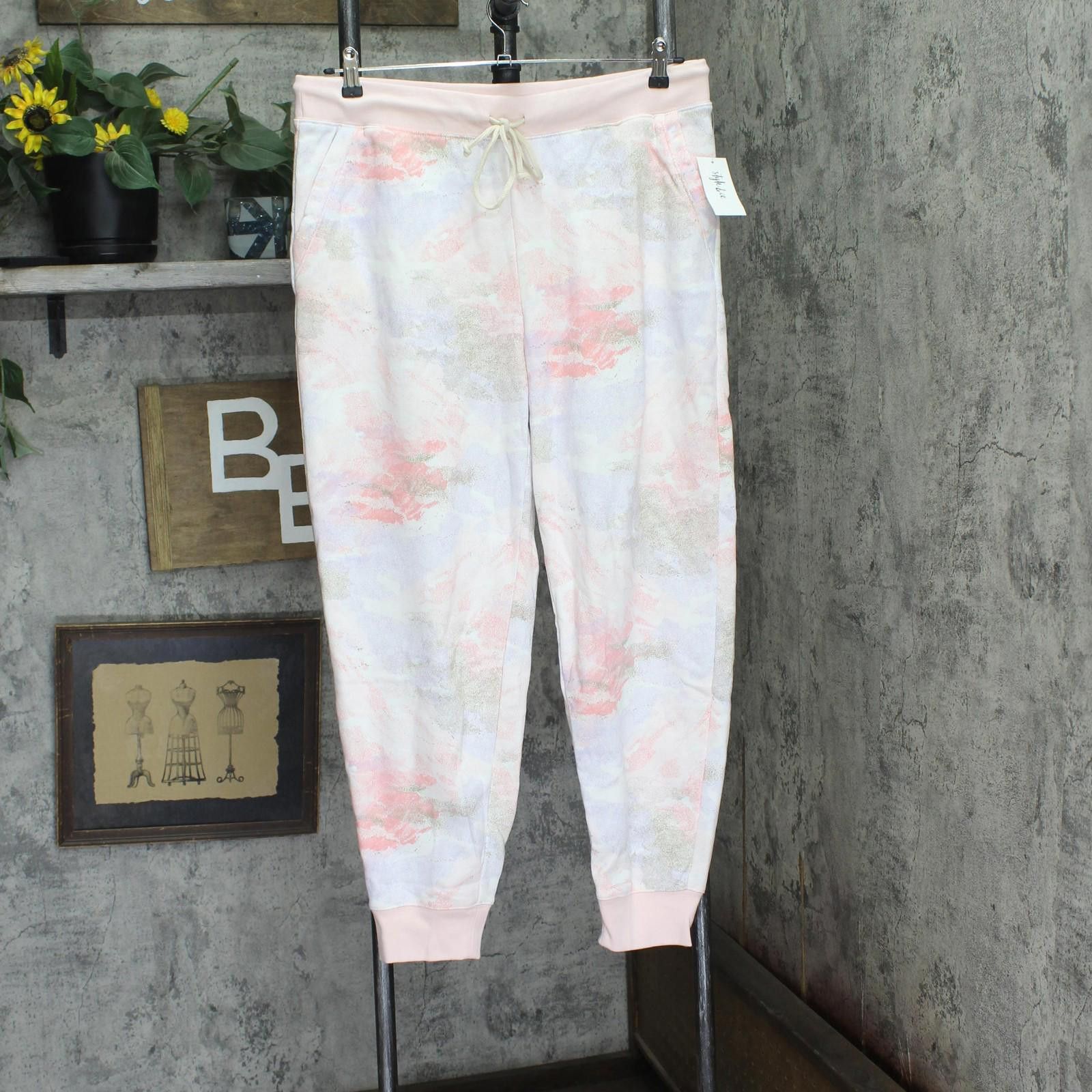 Style & Co Nwt Style & Co. Womens Printed Jogger Pants Pink Camo Xl Size 40" / US 18 - 1 Thumbnail