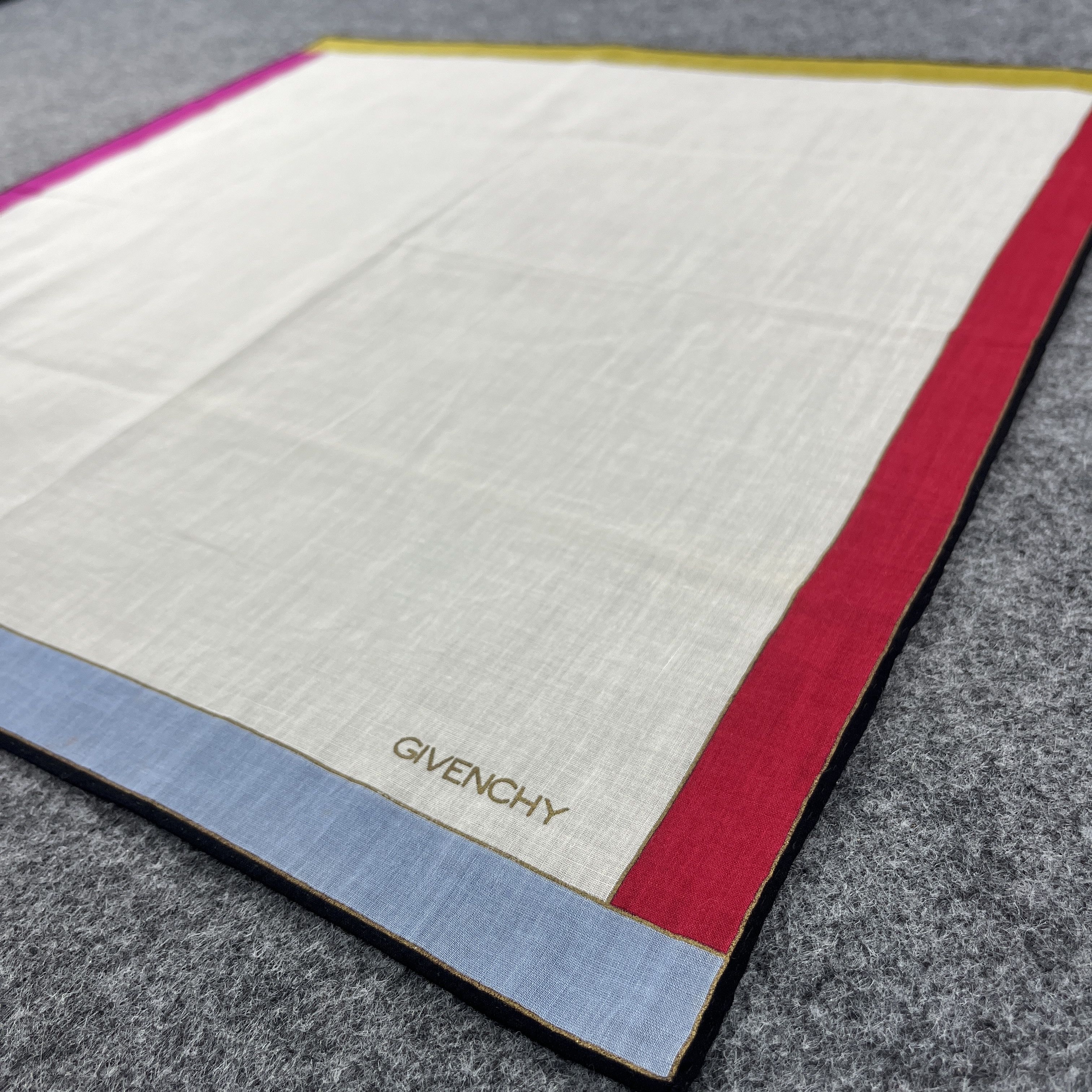 Vintage Givenchy Handkerchief / Bandana / Neckerchief B444 Size ONE SIZE - 4 Thumbnail