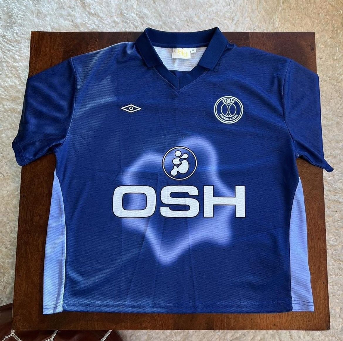Osh away Cropped jersey kit