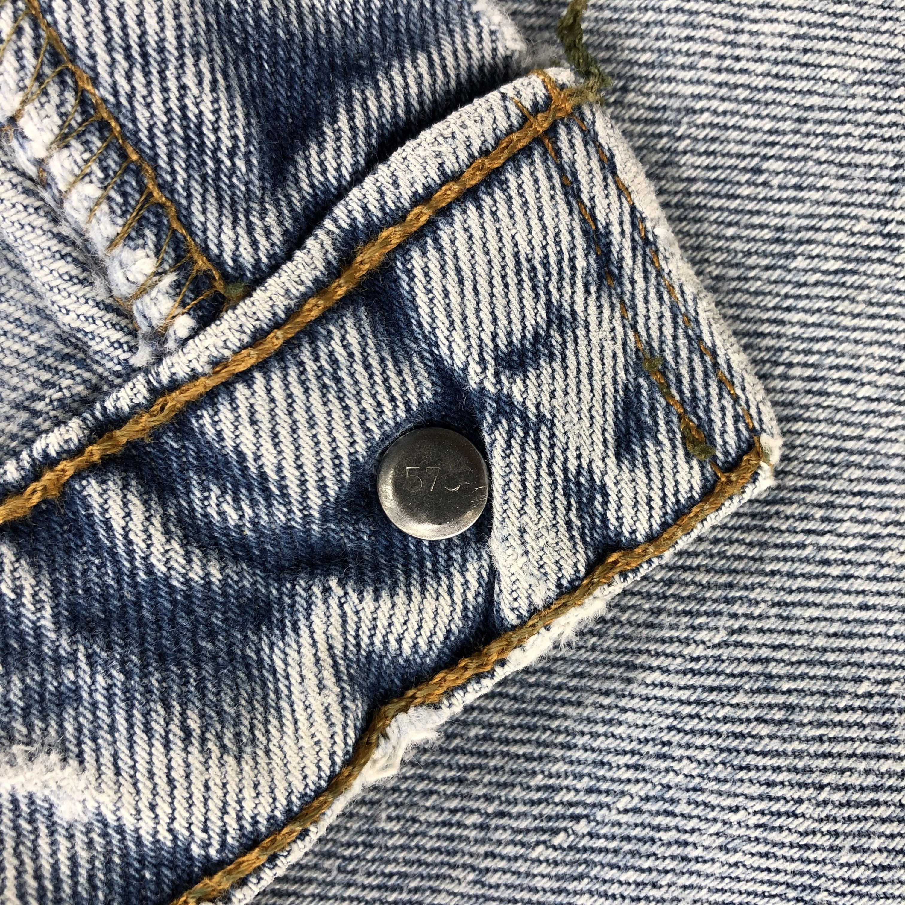 Levi's 90s Vintage Light Wash Levis 550 Jeans-J1684 Size US 39 - 14 Thumbnail