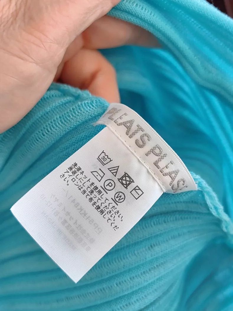 Issey Miyake Issey Miyake size:one size Blue knitted striped top Size S / US 4 / IT 40 - 7 Thumbnail