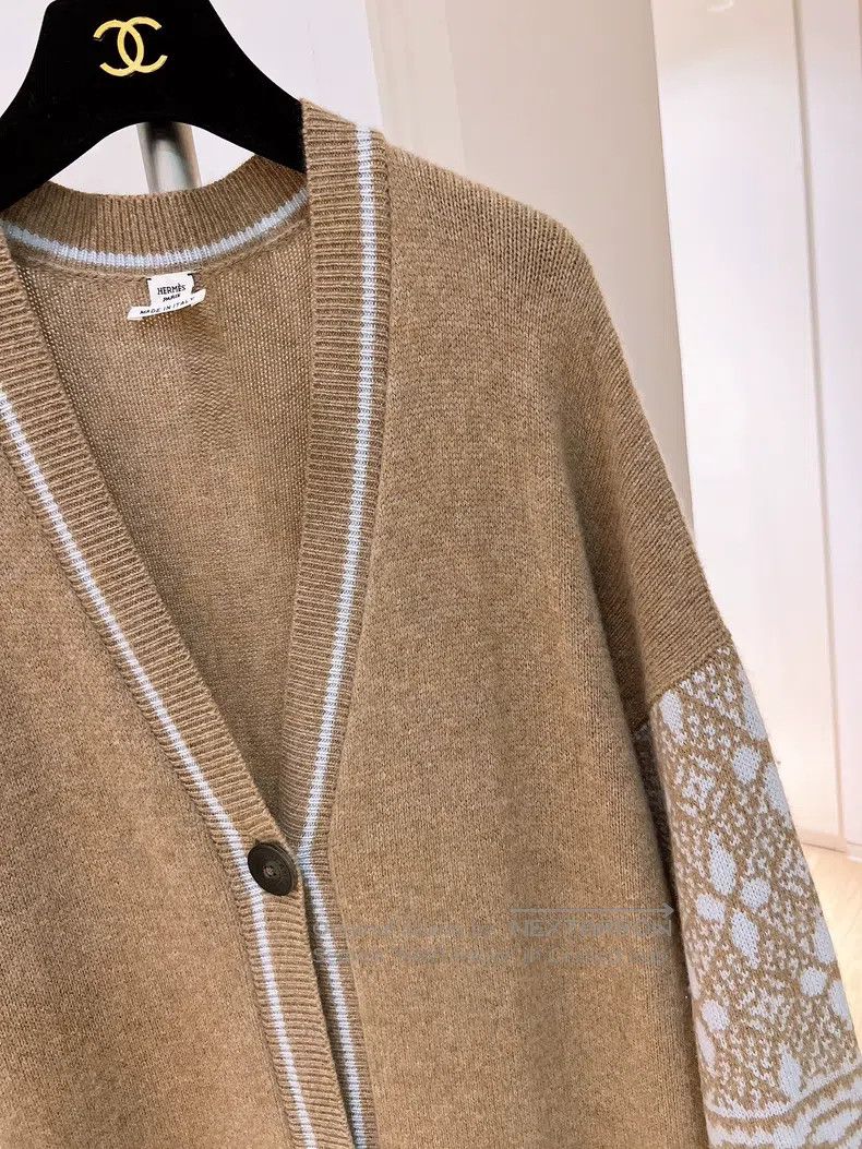 Hermes Hermes Camel Color Snowflake Cashmere Cardigan Size XXS / US 00 / IT 34 - 3 Thumbnail