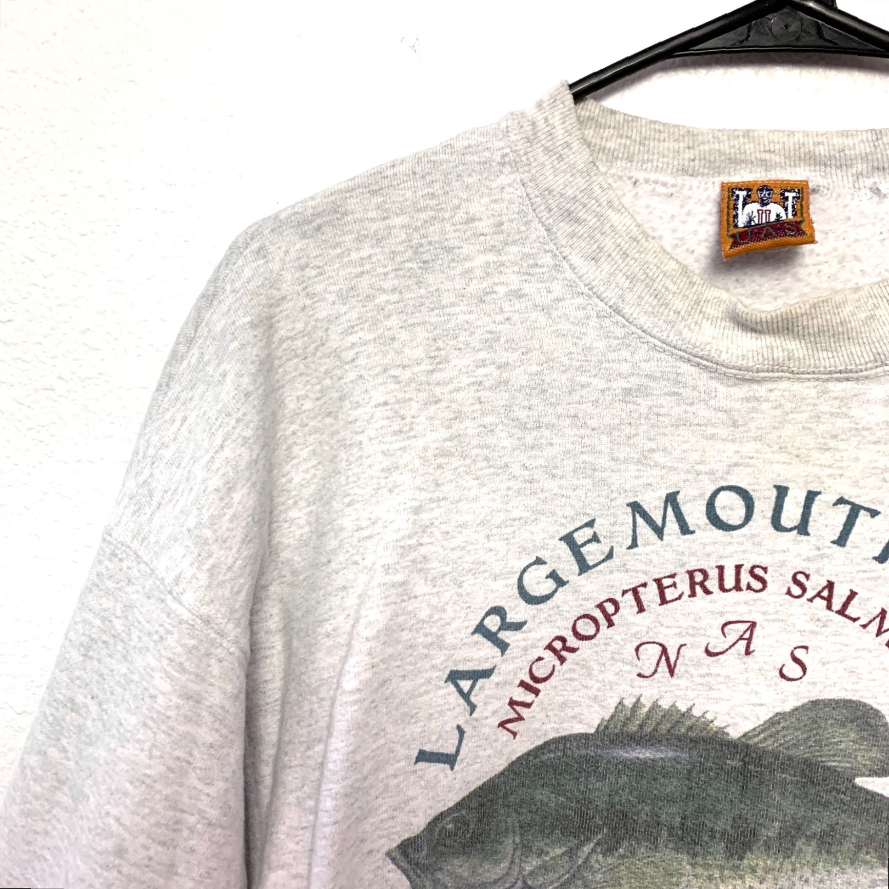 Vintage VINTAGE Largemouth Bass Catch & Release Sweatshirt XL Unisex Adults Gray 90s Crew Neck Pullover 1998 USA UAS Sweatshirt Size US XL / EU 56 / 4 - 2 Thumbnail
