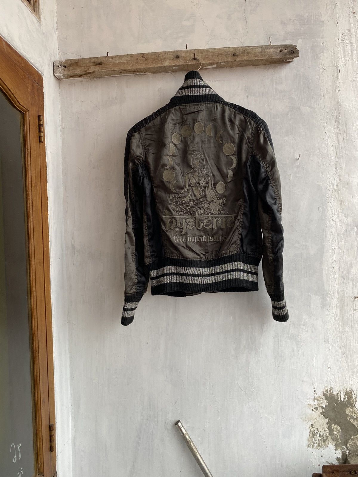 Hysteric Glamour hysteric moon yoga bomber Size US XS / EU 42 / 0 - 1 Thumbnail