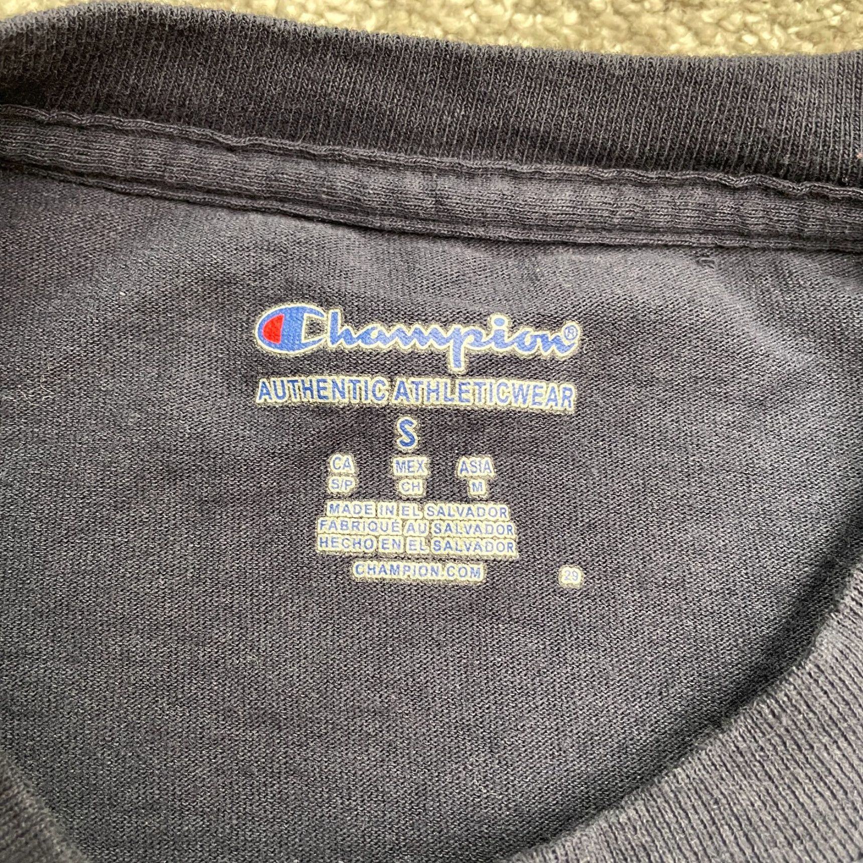 Champion VINTAGE Champion Graphic Basic Long Sleeve Shirt Mens Small Blue Crew Neck CGTC Titans Size US S / EU 44-46 / 1 - 7 Thumbnail