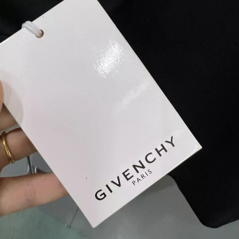 Givenchy Givenchy SizeXXXL Disney Joint Branding Size US M / EU 48-50 / 2 - 5 Thumbnail