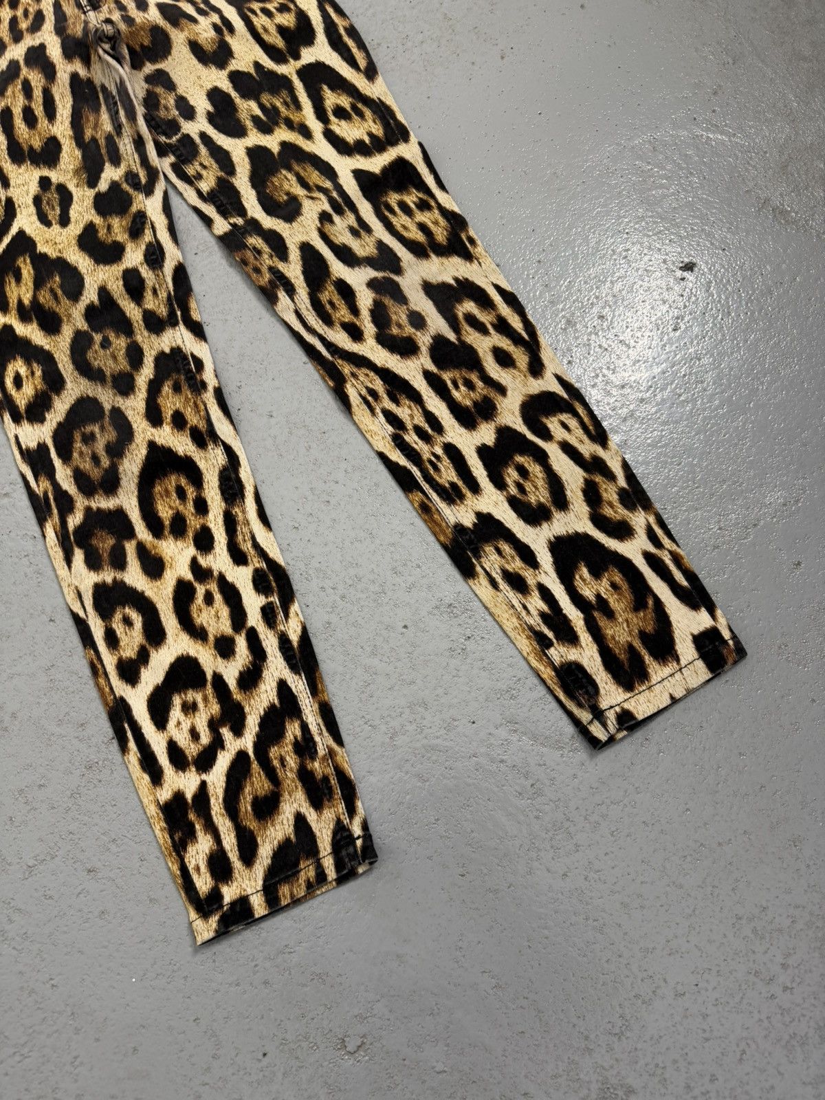 Just Cavalli Just Cavalli Leopard Overprinted Jeans Size 27" / US 4 / IT 40 - 2 Thumbnail