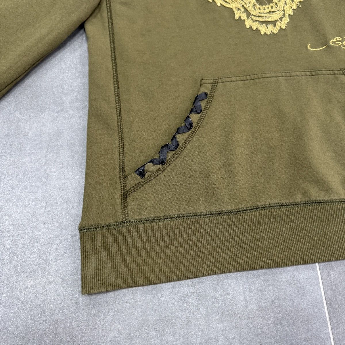 Christian Audigier × Ed Hardy Ed Hardy by Christian Audigier Embroidered Tiger Y2K Hoodie Size US M / EU 48-50 / 2 - 6 Thumbnail