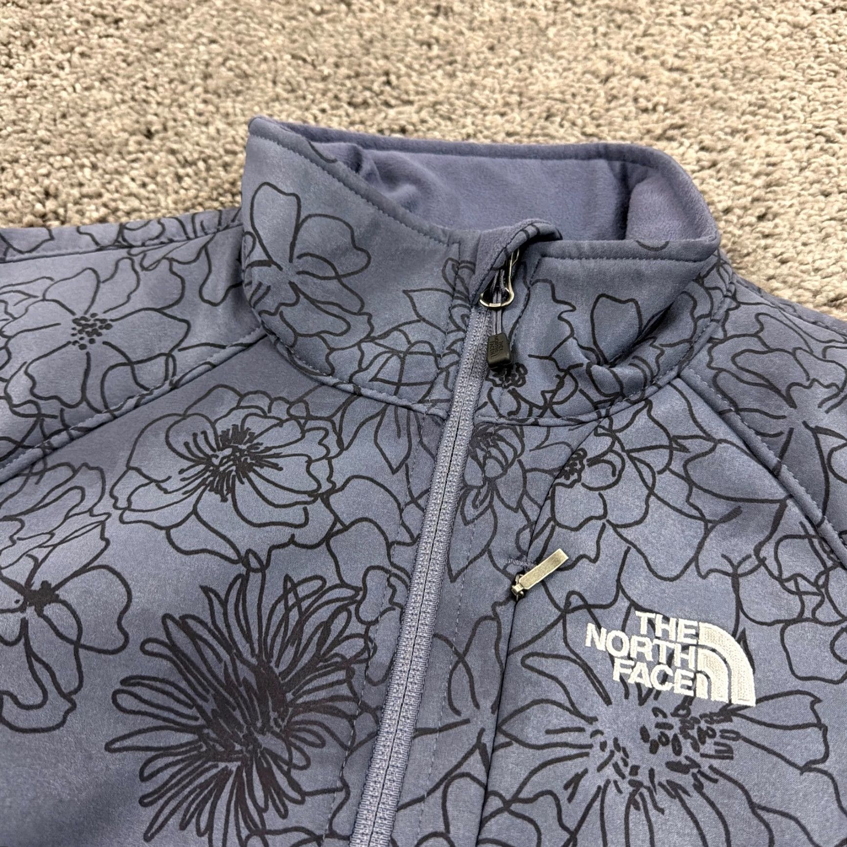 The North Face The North Face Jacket Womens XS Blue Floral Soft Shell Full Zip Stretch Lined Size XS / US 0-2 / IT 36-38 - 2 Thumbnail