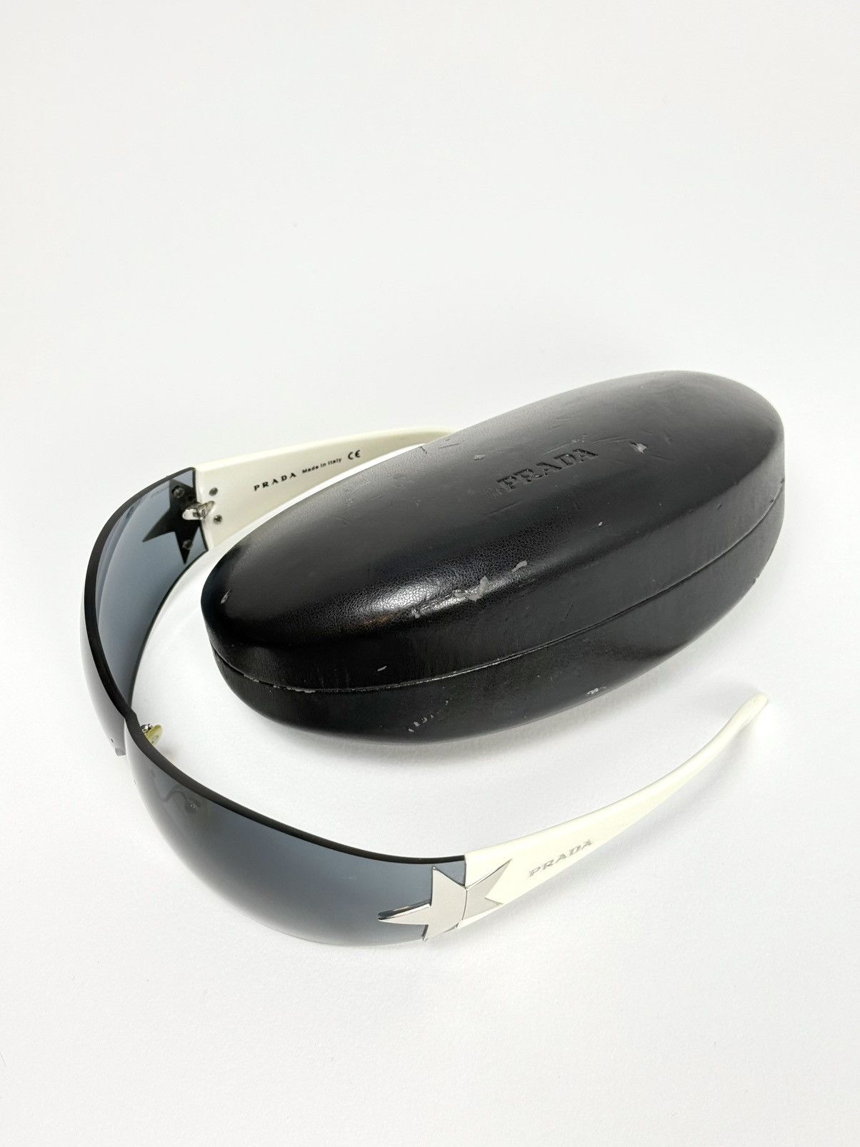 Prada Y2K ICONIC PRADA STAR SUNGLASSES IN WHITE Size ONE SIZE - 7 Thumbnail
