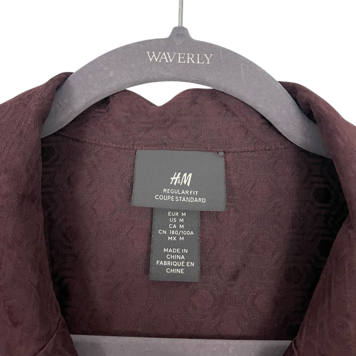 H&M H&M Mens Silky Burgundy Button Down Short Sleeve Shirt Size US M / EU 48-50 / 2 - 6 Thumbnail