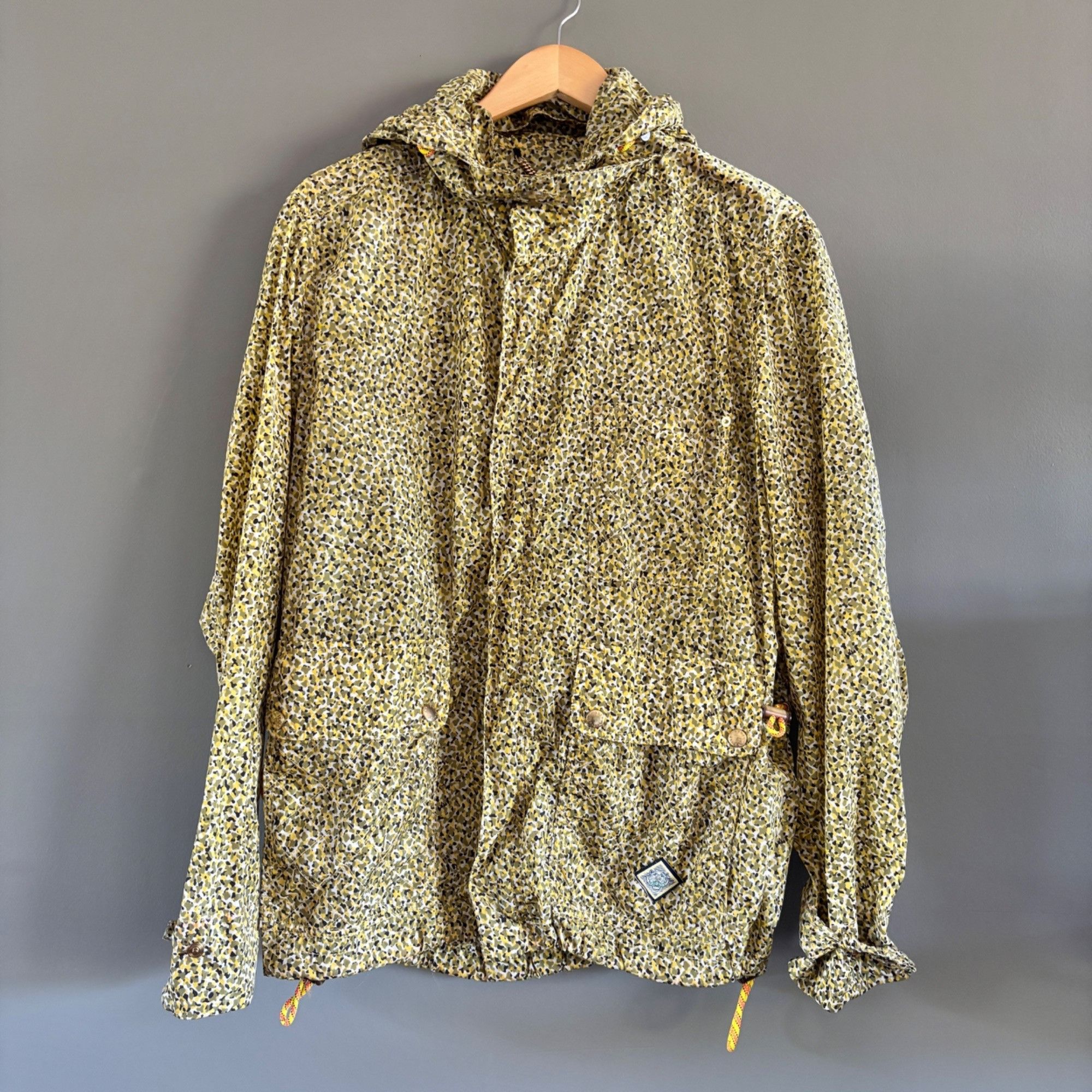 Kenzo Kenzo Paris Men's M Ditsy Floral Hooded Windbreaker Jacket M Size US M / EU 48-50 / 2 - 1 Thumbnail