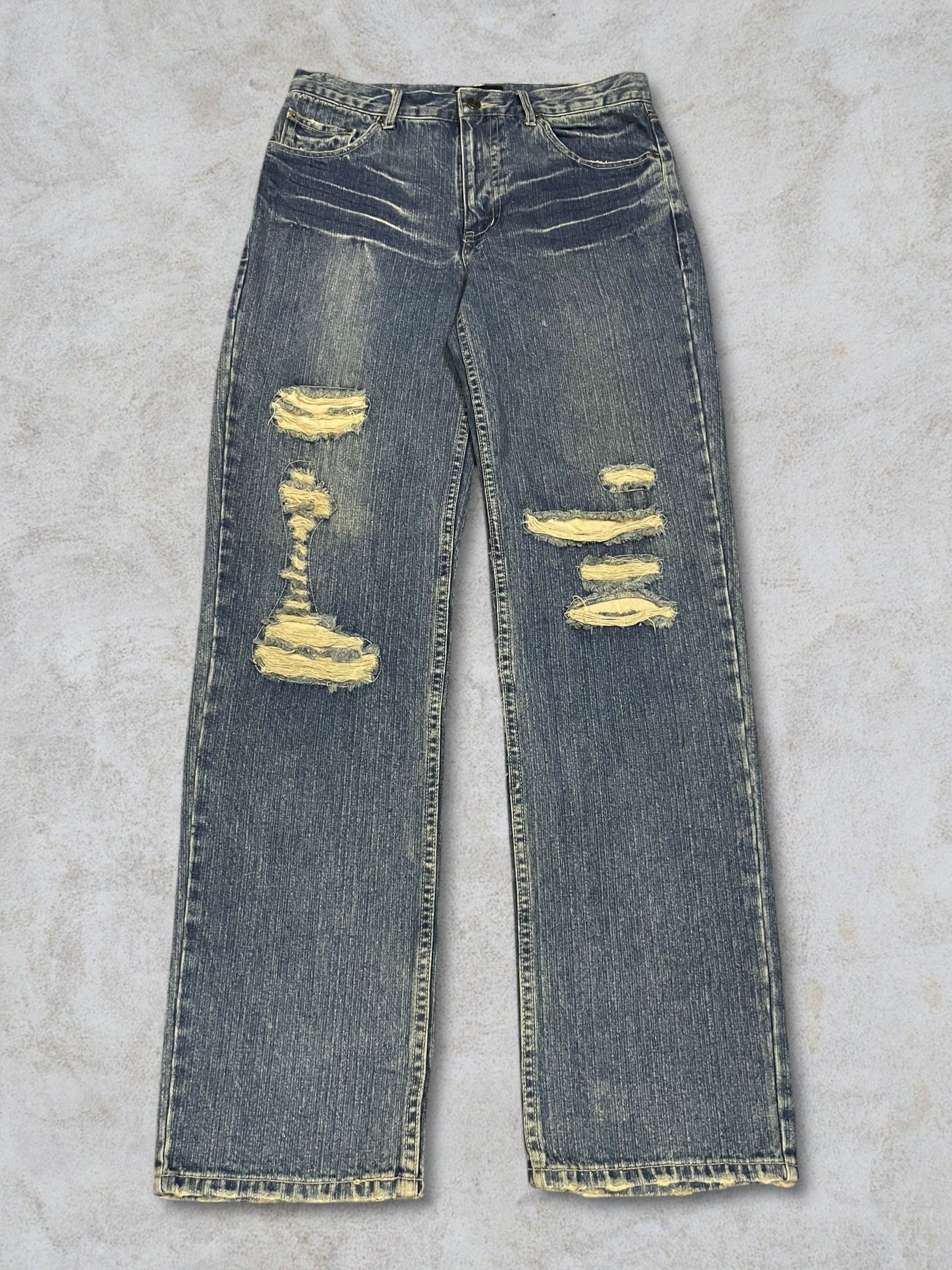 Japanese Brand Vintage Japanese Distressed Sand Washed Whiskering Jeans Size US 32 / EU 48 - 1 Thumbnail