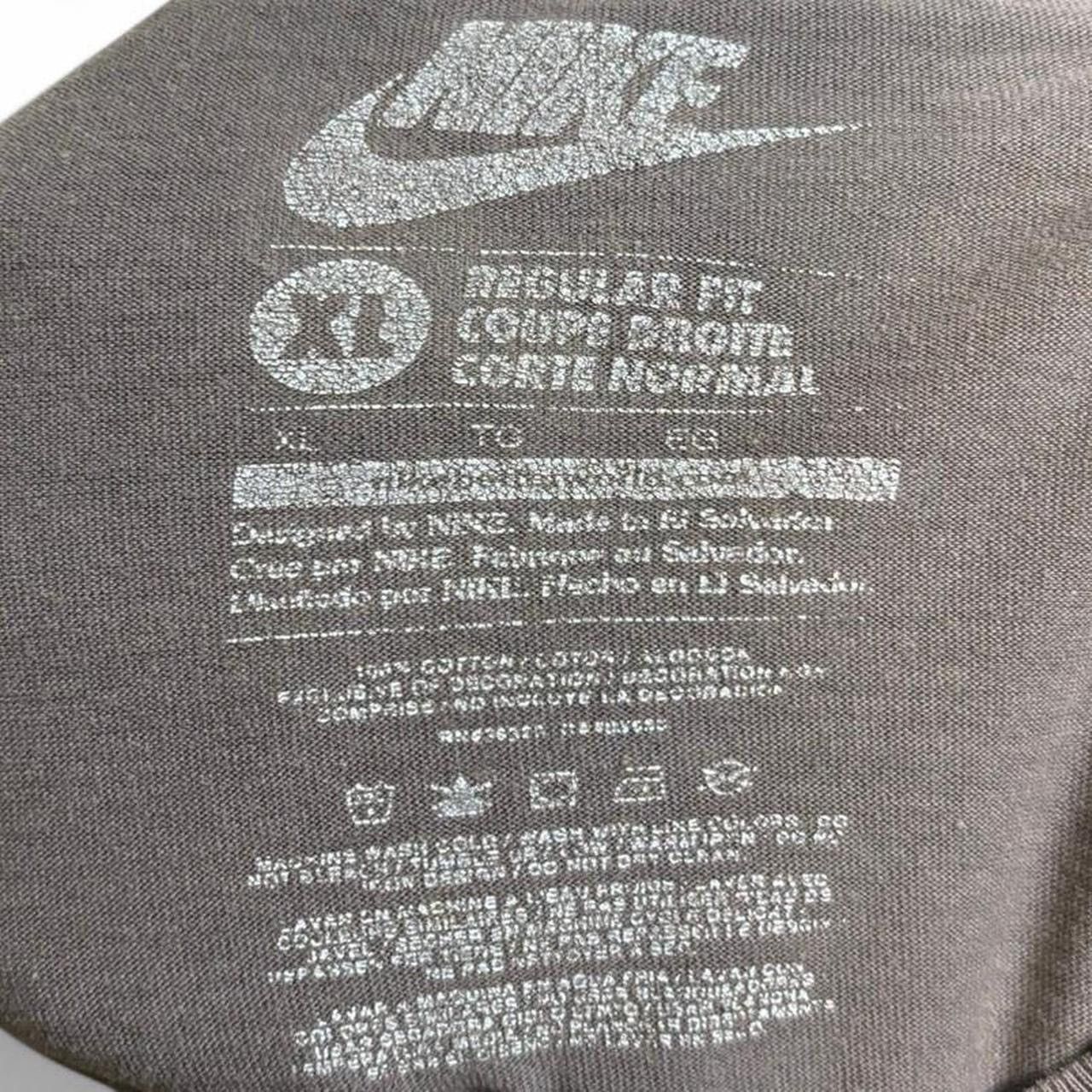 Nike × Vintage Nike Trashed Faded Grey Big Swoosh Graphic Tee Size US XL / EU 56 / 4 - 8 Thumbnail