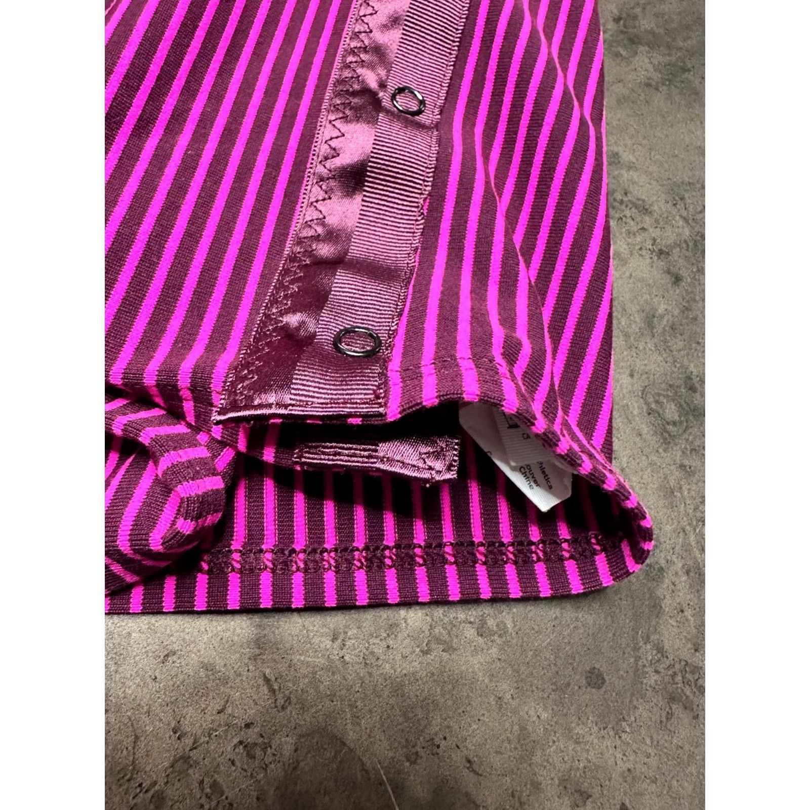 Lululemon Lululemon Vinyasa Infinity Scarf Snap Neck Warmer Stripe Multiway Size ONE SIZE - 4 Thumbnail