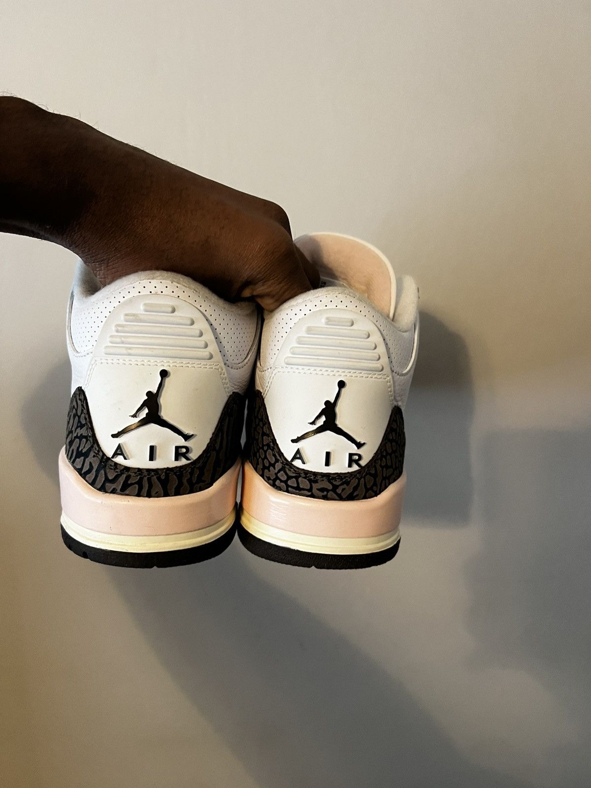 Other Jordan 3 neapolitan Size US 9 / EU 42 - 2 Thumbnail