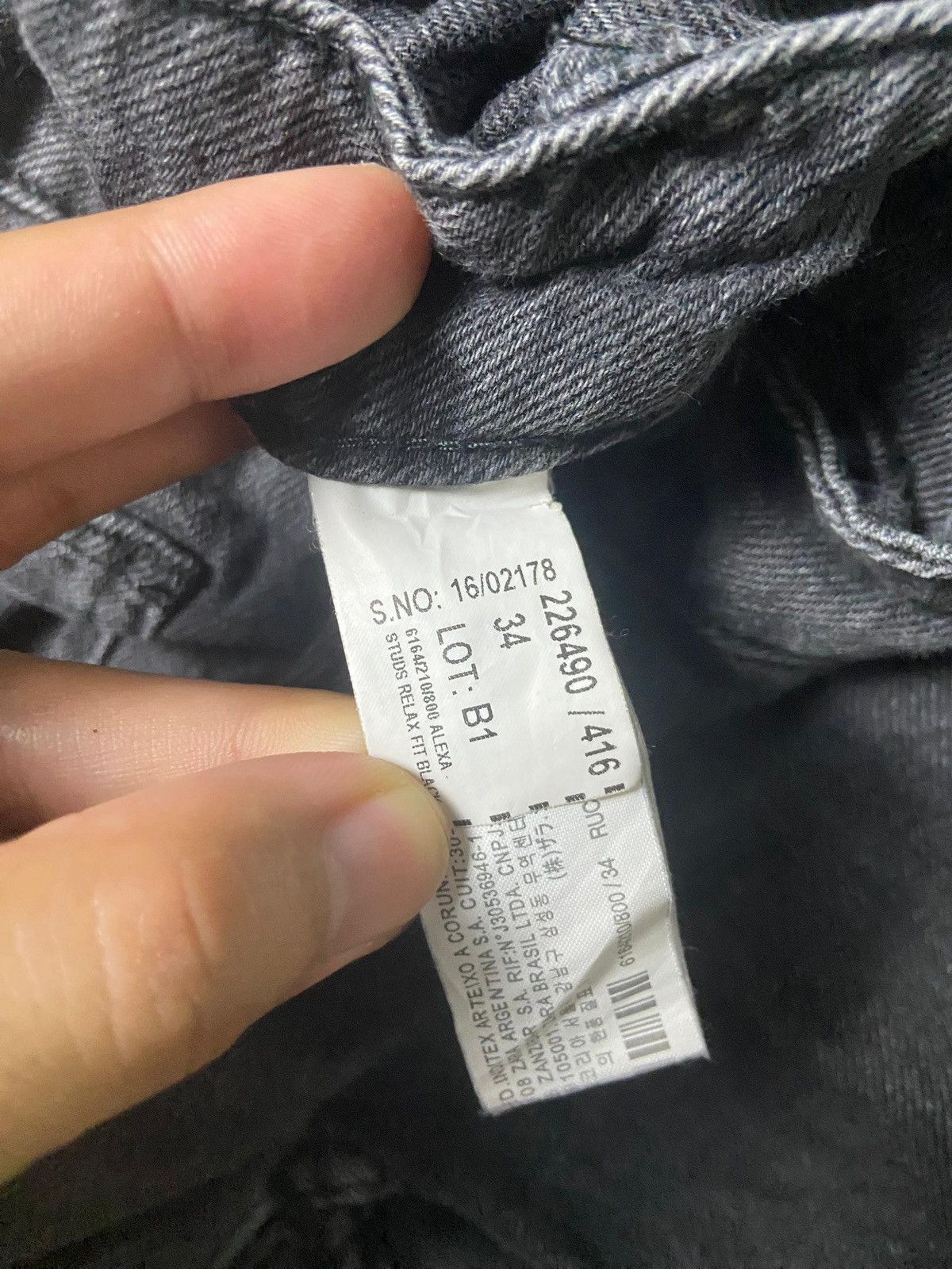 Zara Zara Basic 1975 Acid Black Distressed Ripped Jeans (165) Size US 30 / EU 46 - 4 Thumbnail