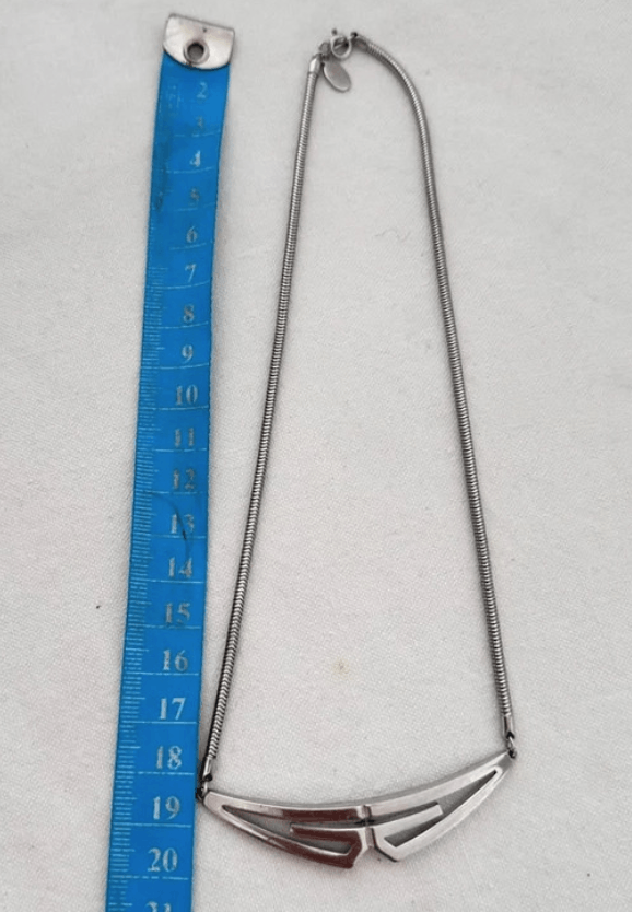 Givenchy Givenchy Necklace Chain Metal Pendant 70s Vintage EX0166 Size ONE SIZE - 9 Thumbnail