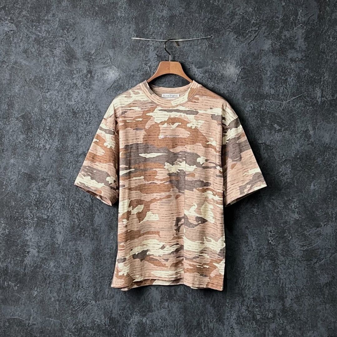Acne Studios Acne Studios Cotton Camo T-Shirt s Men Size US S / EU 44-46 / 1 - 1 Thumbnail
