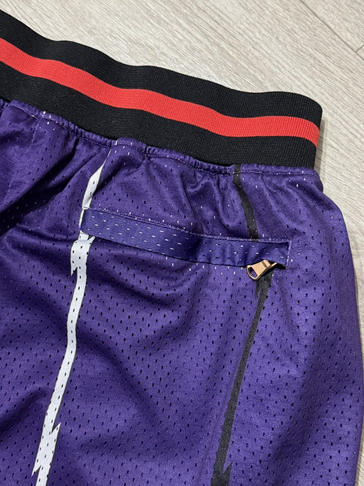 NBA 🔷NBA Toronto Raptors Vince Carter #15 Basketball Shorts🔷 Size US 34 / EU 50 - 7 Thumbnail