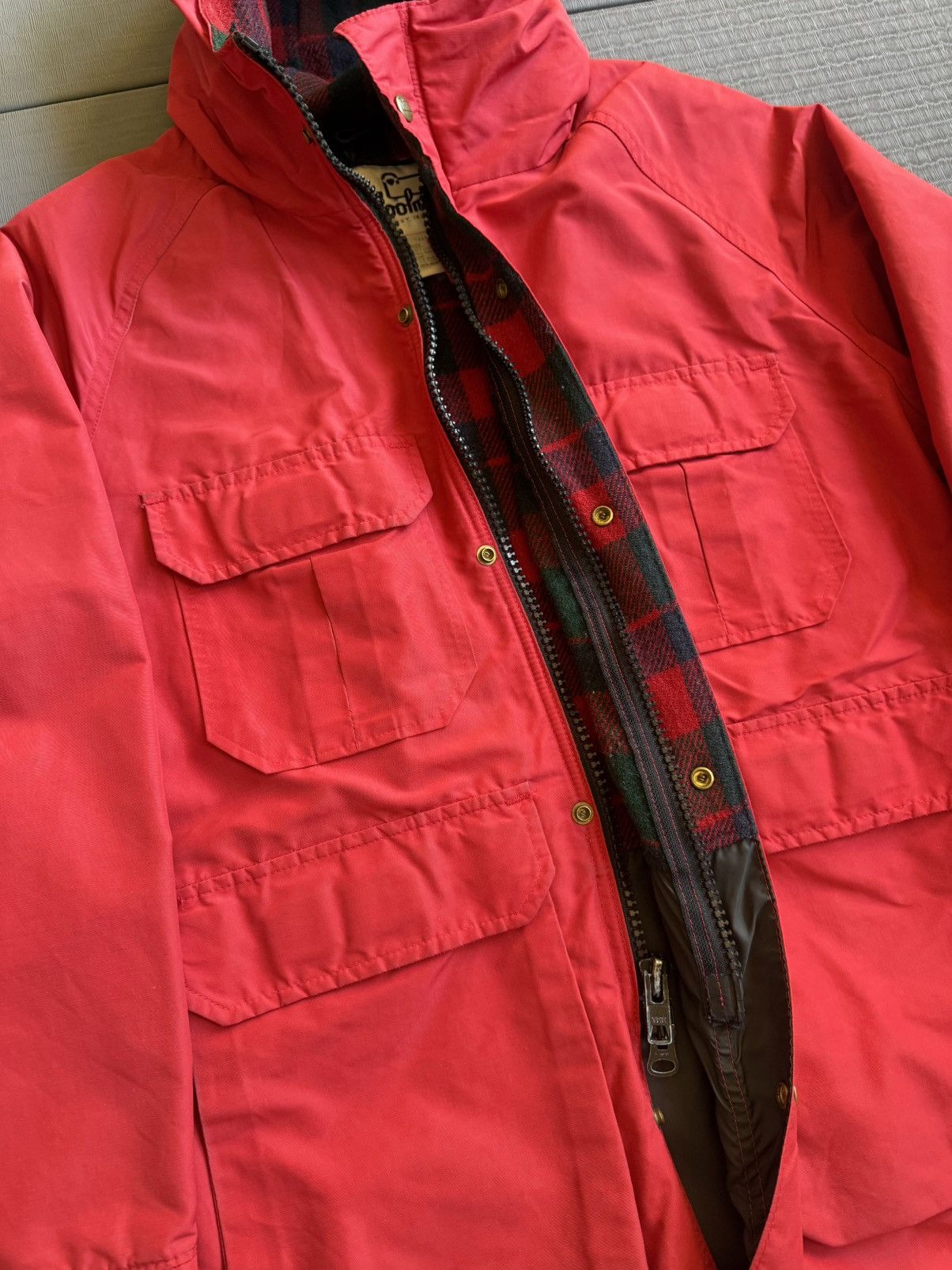 Woolrich Woolen Mills VTG 80s Woolrich Jacket Mens Sm. Red Plaid Wool Lined Parka Size US L / EU 52-54 / 3 - 4 Thumbnail