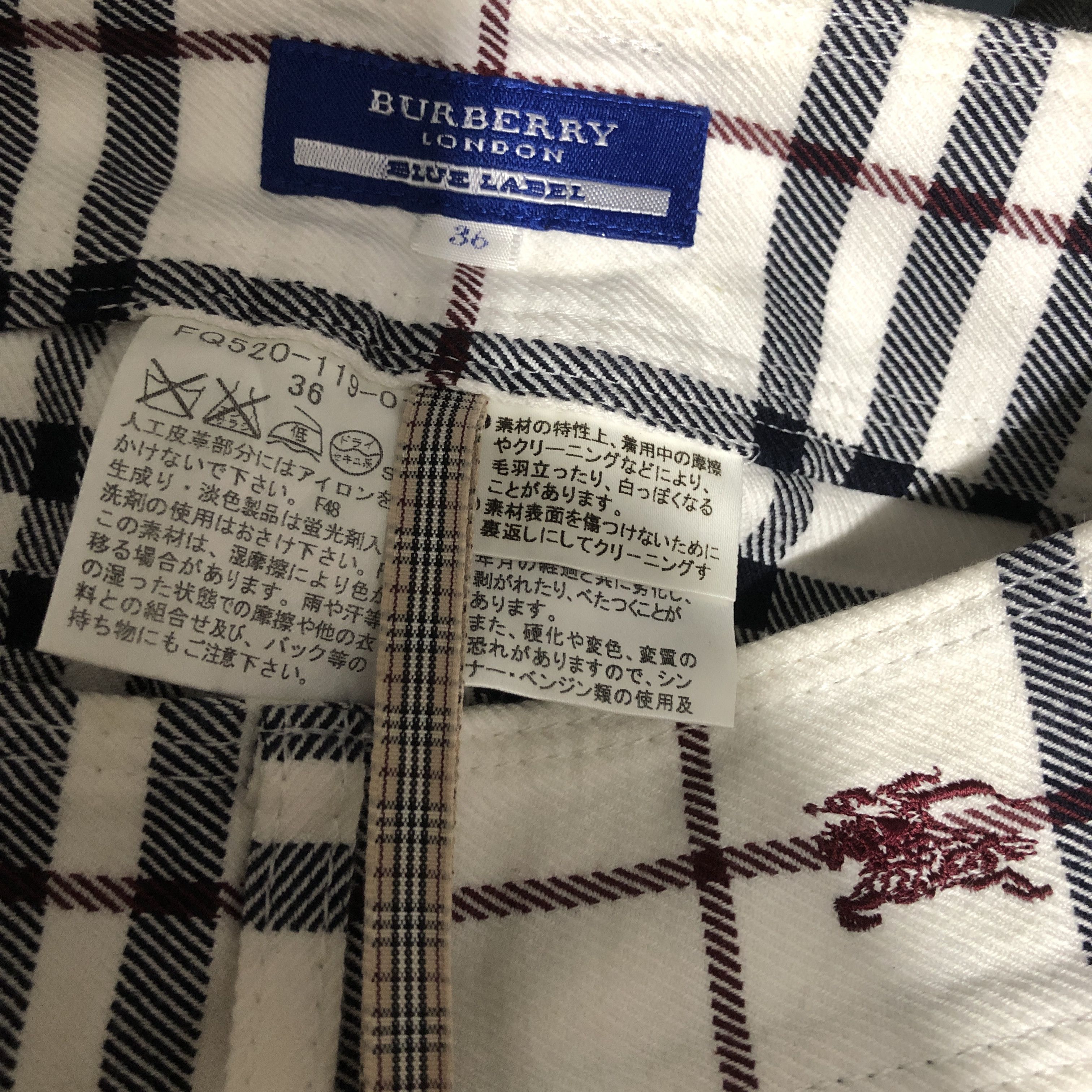 Burberry BURBERRY BLUE LABEL NOVA SHORT PANTS Size 27" / US 4 / IT 40 - 5 Thumbnail