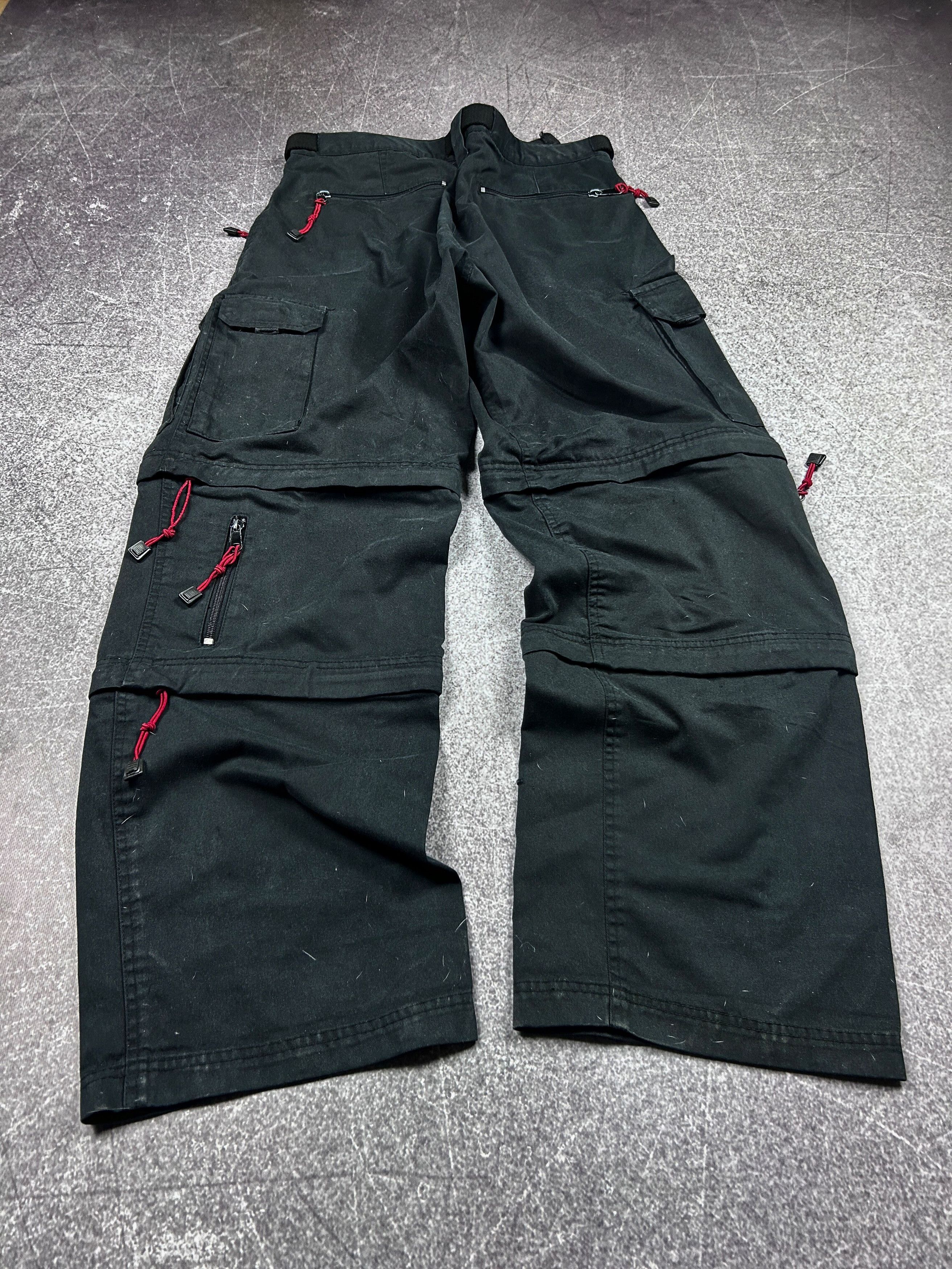 Vintage Y2K Cargo Pants Black Utility Multi Pocket Techwear Style Size US 32 / EU 48 - 2 Thumbnail