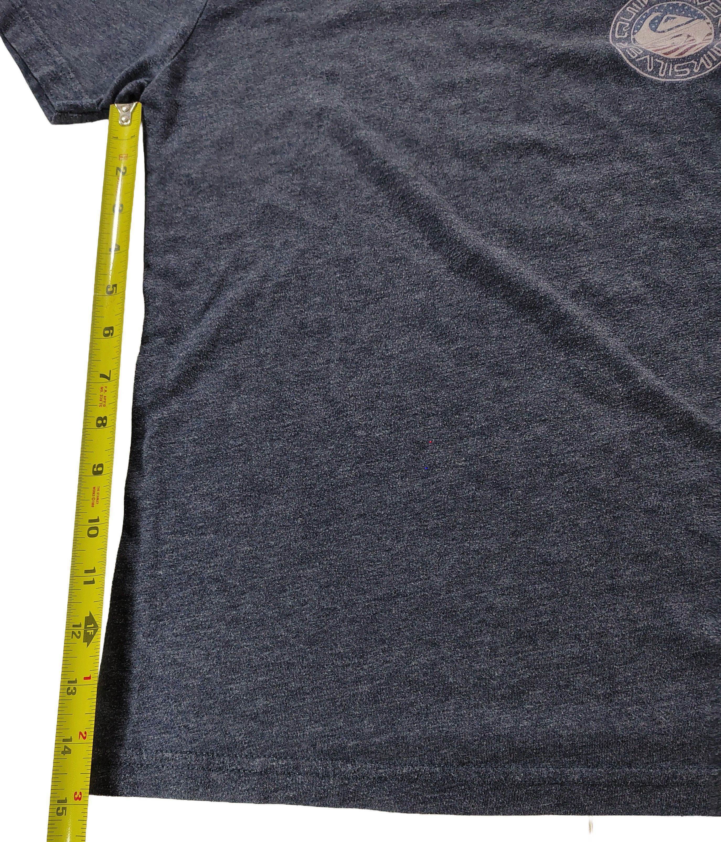 Quiksilver Men's Dark Grey Large Y2K Quiksilver Graphic T-Shirt Size US L / EU 52-54 / 3 - 8 Thumbnail