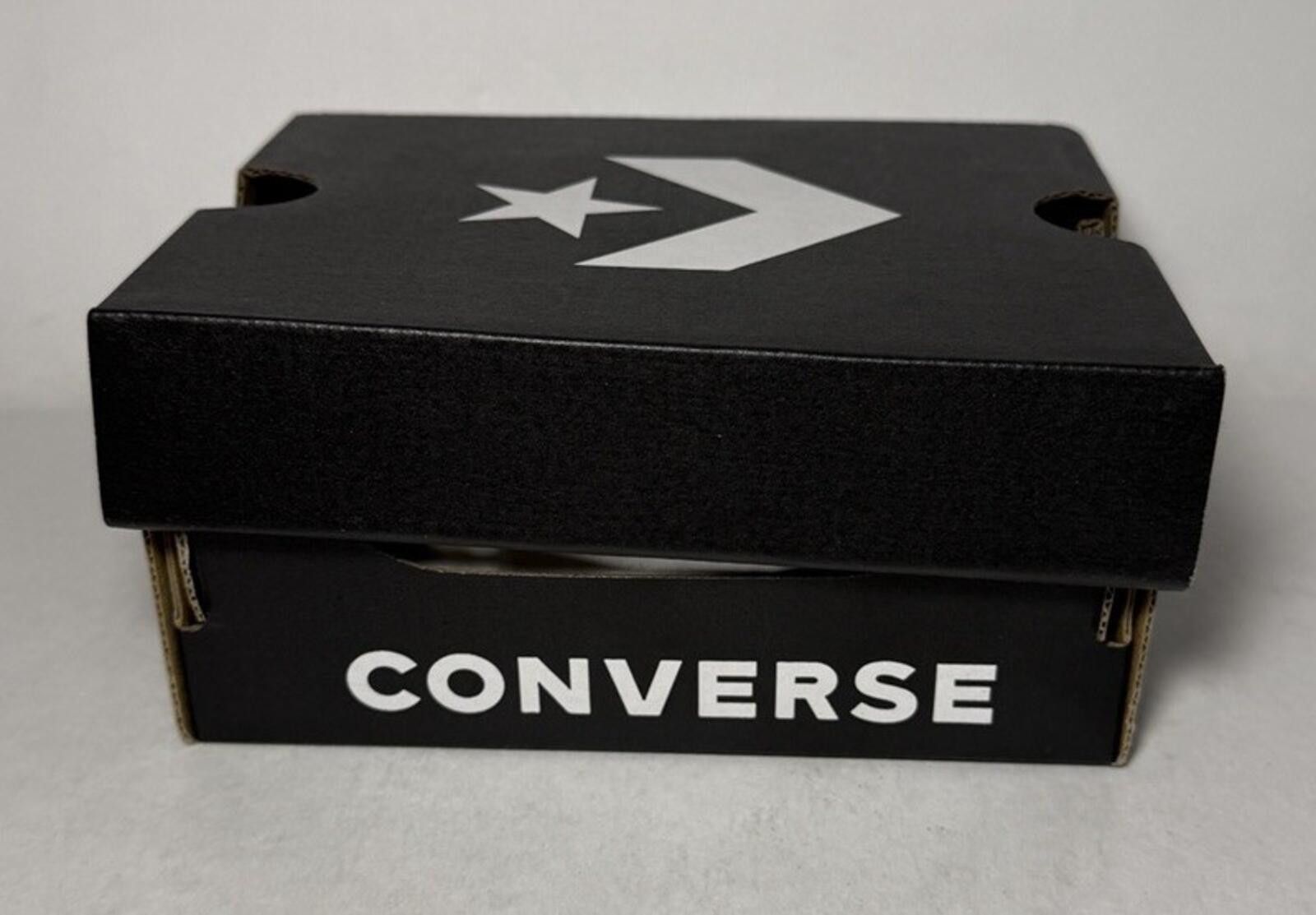 Converse Converse Chuck Taylor All Star CT 2V OX Shoes Navy/White Size US 5 / EU 37 - 9 Thumbnail