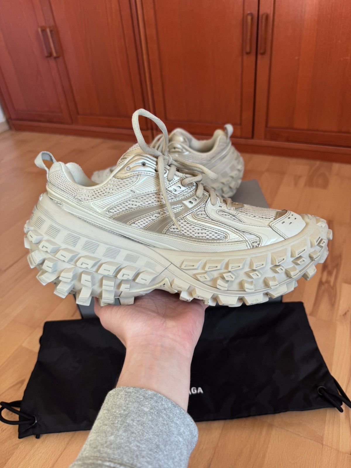Balenciaga Balenciaga Defender Beige Size US 10 / EU 43 - 4 Thumbnail