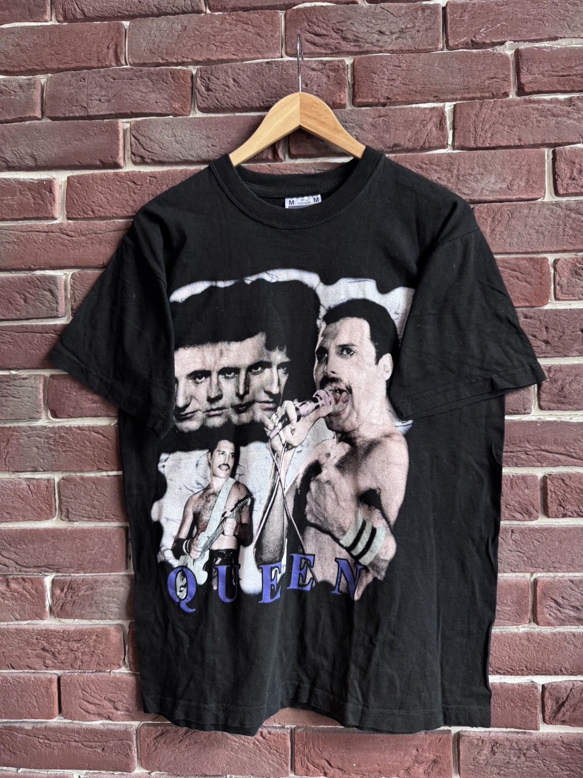 Band Tees Rare 90s Queen Freddie Mercury Vintage Rock Band Tshirt Size US M / EU 48-50 / 2 - 1 Thumbnail