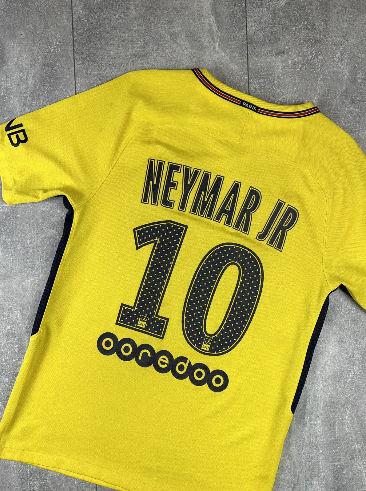 Nike Nike PSG Paris Away 2017/18 Soccer #10Neymar JR Jersey Size US S / EU 44-46 / 1 - 16 Thumbnail