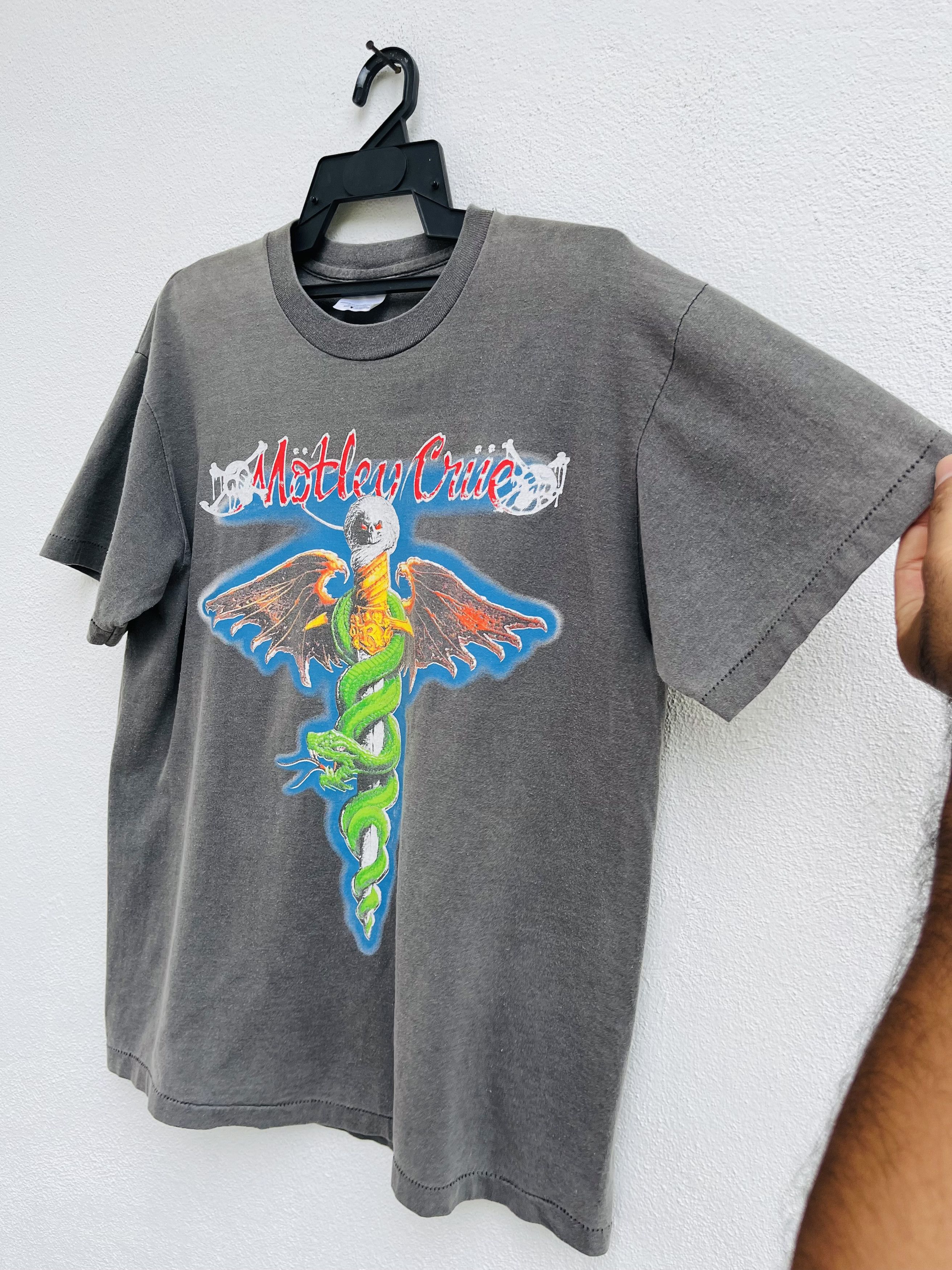 Band Tees × Vintage Vintage 90s Motley Crue F**k The Rest Band Music Size US L / EU 52-54 / 3 - 5 Thumbnail