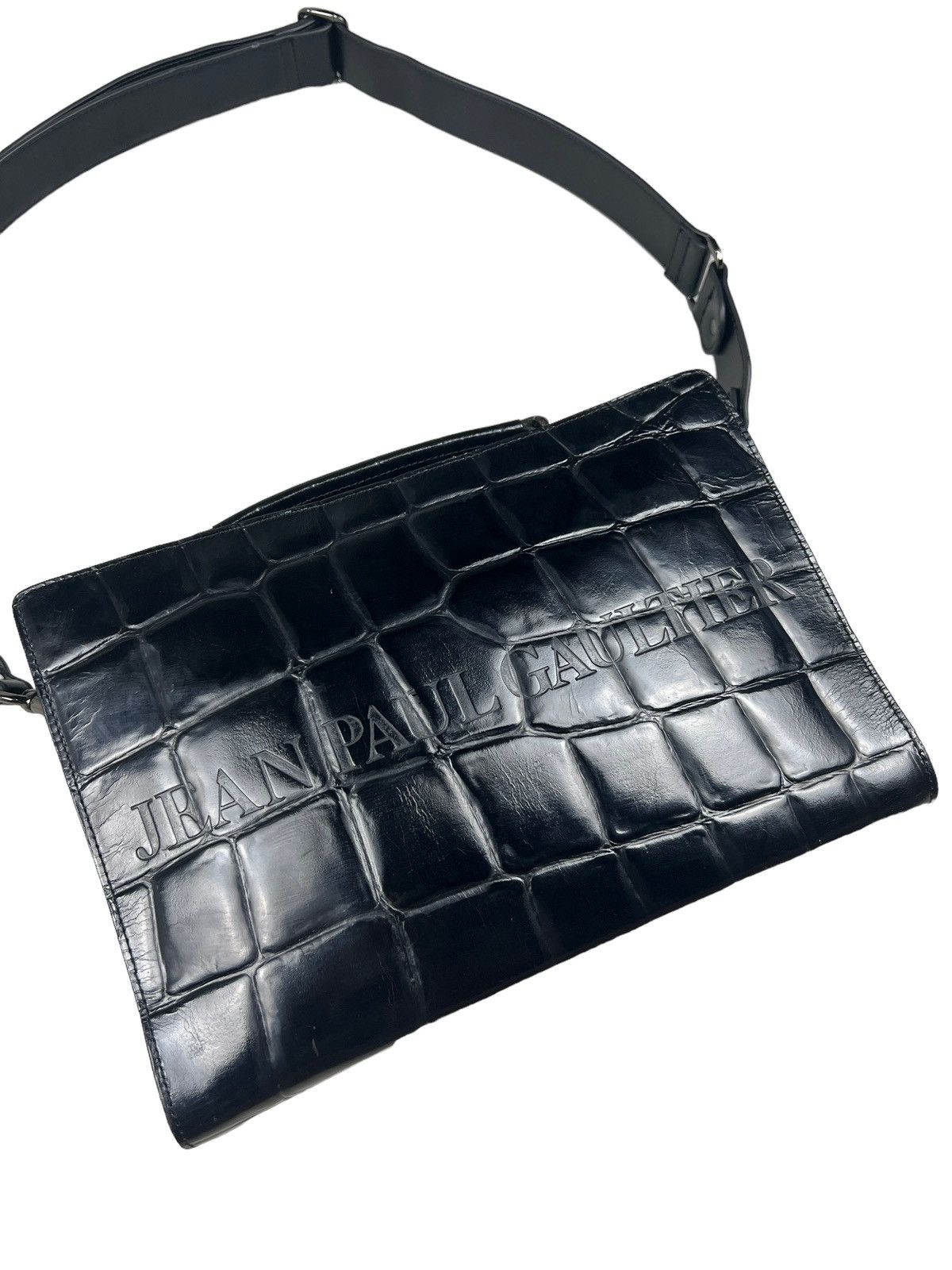 Jean Paul Gaultier Vintage Jean Paul Gaultier Alligator Embossed Sling Bag Size ONE SIZE - 9 Thumbnail
