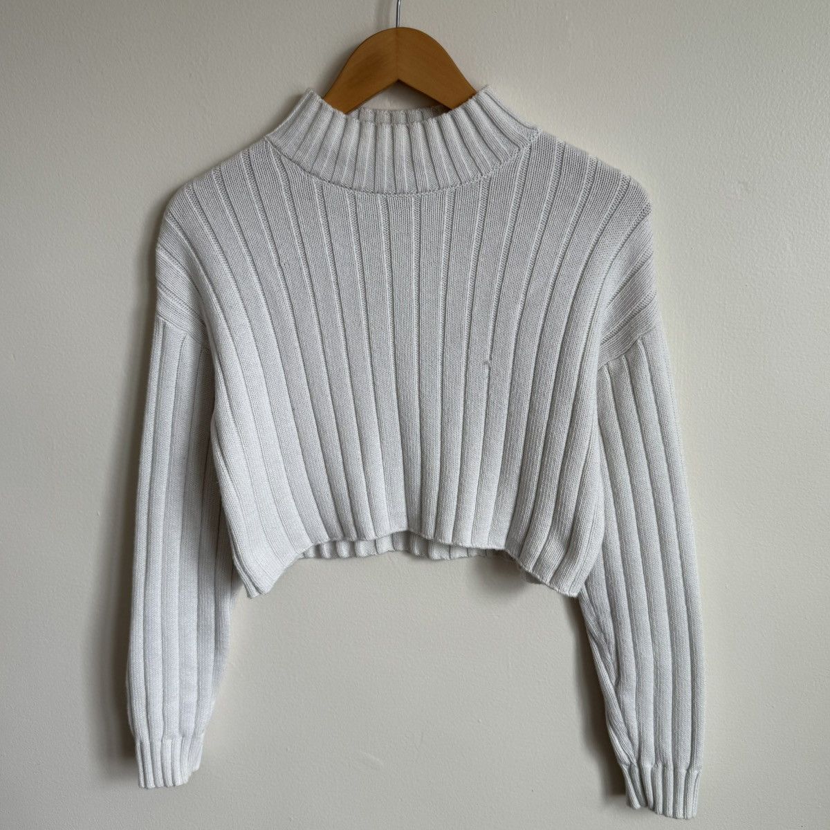 Kendall And Kylie Kendall & Kylie Ribbed Cropped Sweater XS Mock Neck Pullover Size XS / US 0-2 / IT 36-38 - 2 Thumbnail
