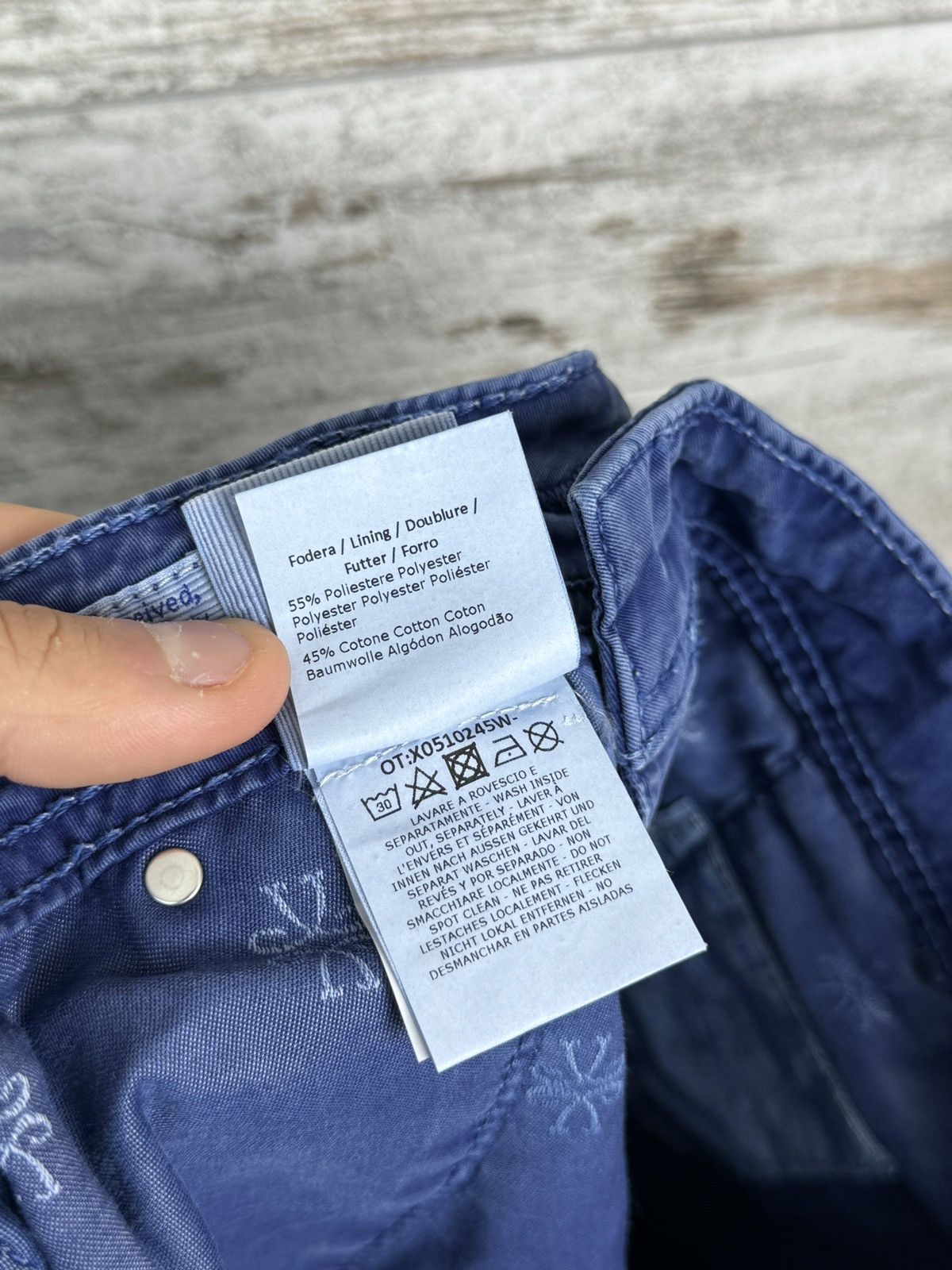 Jacob Cohen Mens Jacob Cohen chinos shorts luxury size 28 luxury Size US 28 / EU 44 - 11 Thumbnail