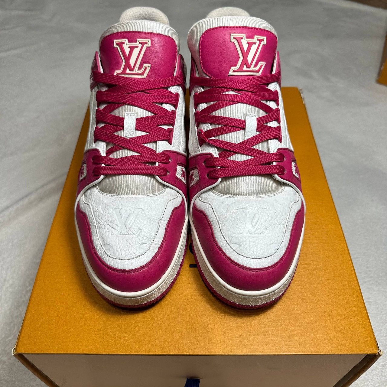 Louis Vuitton Louis Vuitton Trainer White Fuchsia Size US 9 / EU 42 - 1 Thumbnail