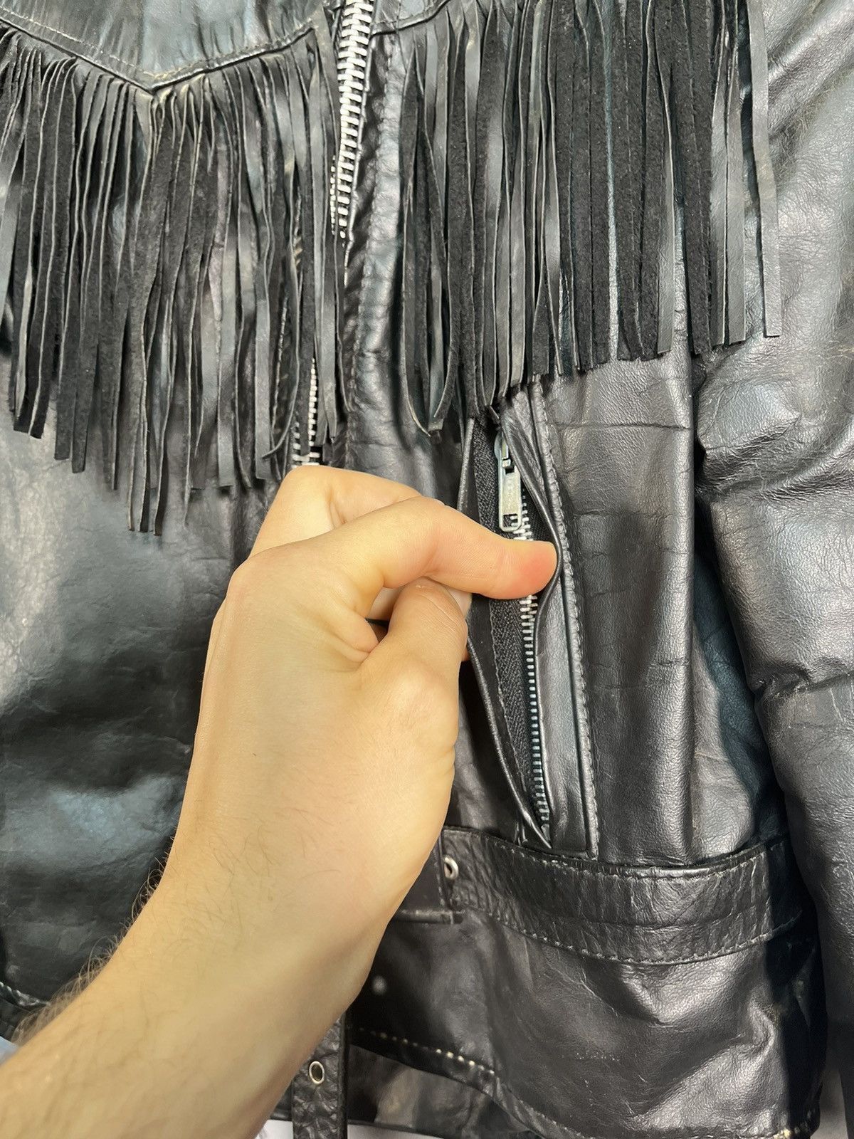 Vintage 1970s / 1980s Vintage Punk Fringe Leather Jacket Made in USA Size XL / US 12-14 / IT 48-50 - 8 Thumbnail