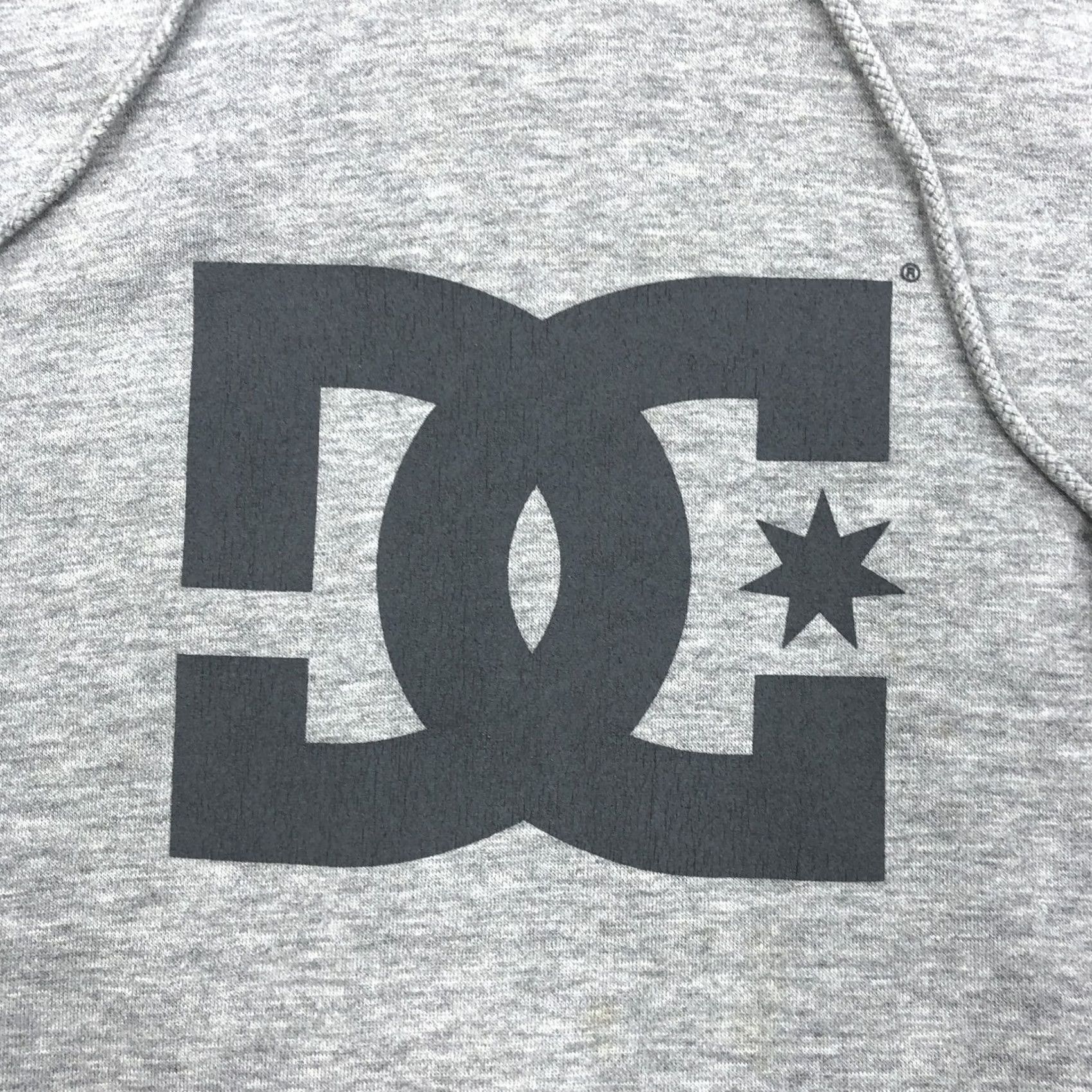 Vintage VINTAGE DC Shoes Hoodie Men XL Gray Logo Graphic Sweatshirt Skate PullOver Pullover Fleece Knit Pocket Hooded Size US XL / EU 56 / 4 - 2 Thumbnail
