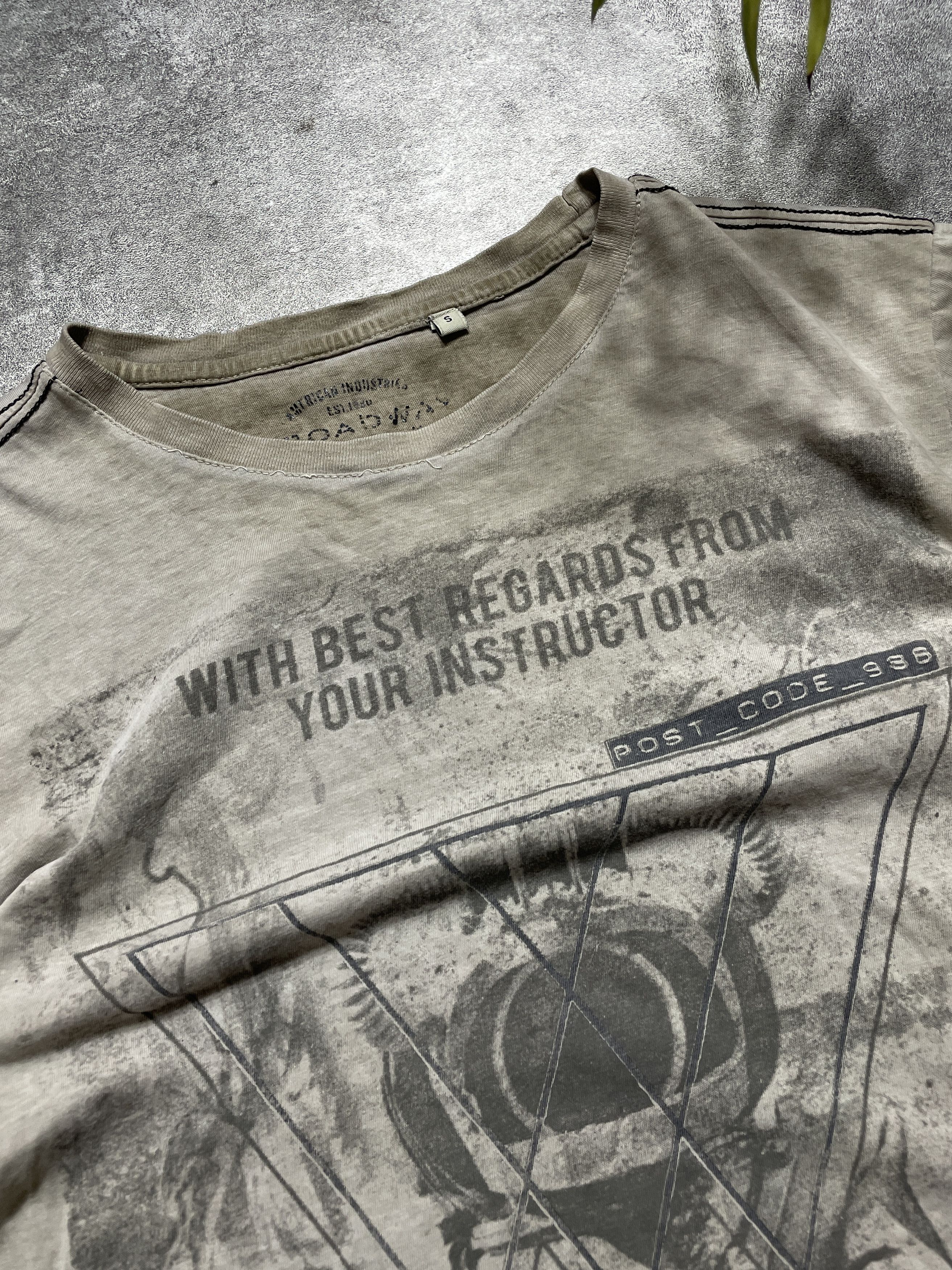 Vintage Vintage Y2K T-Shirt Streetwear Size US S / EU 44-46 / 1 - 3 Thumbnail