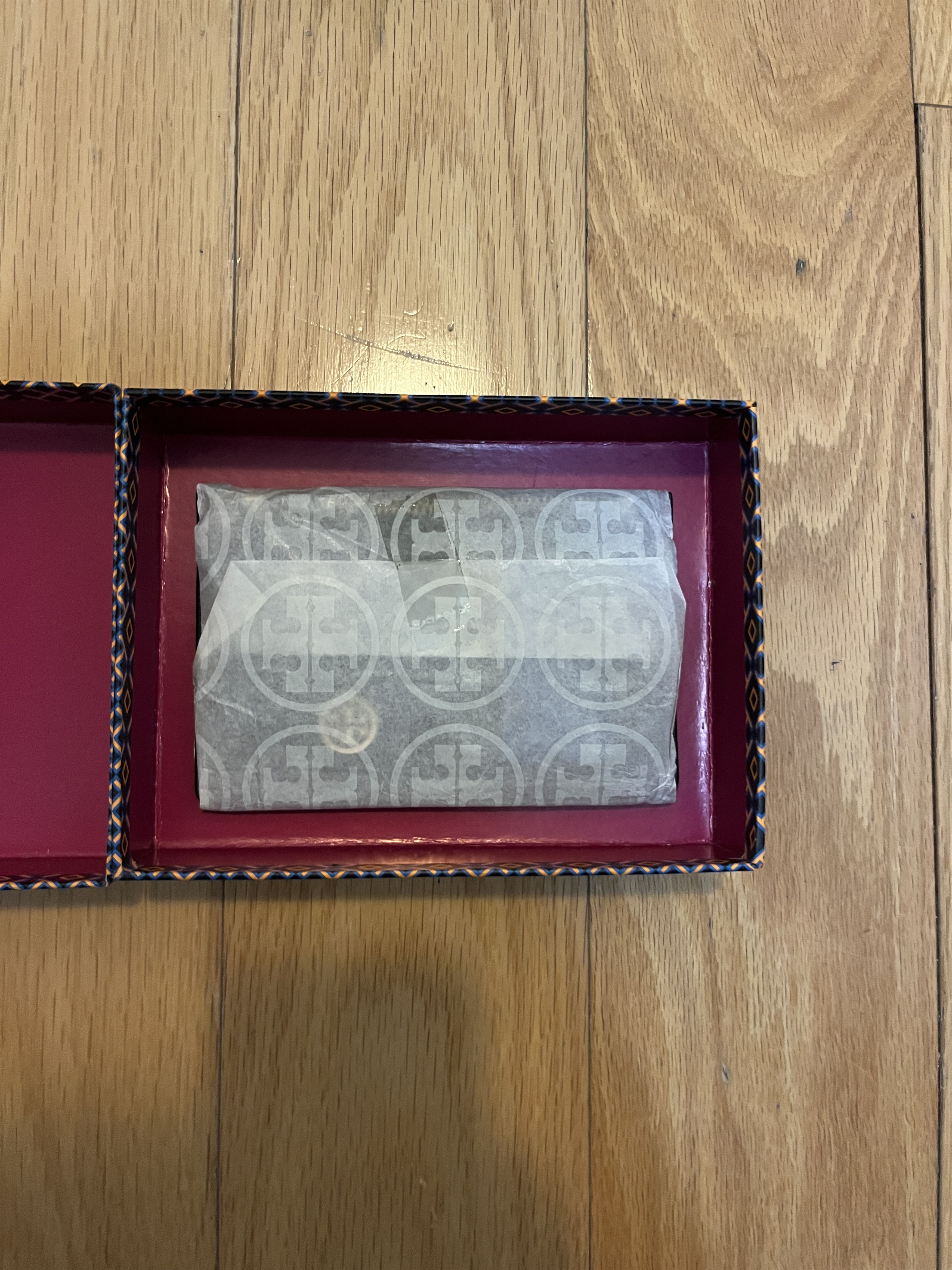 Other NEW Tory Burch Cardholder Size ONE SIZE - 6 Thumbnail