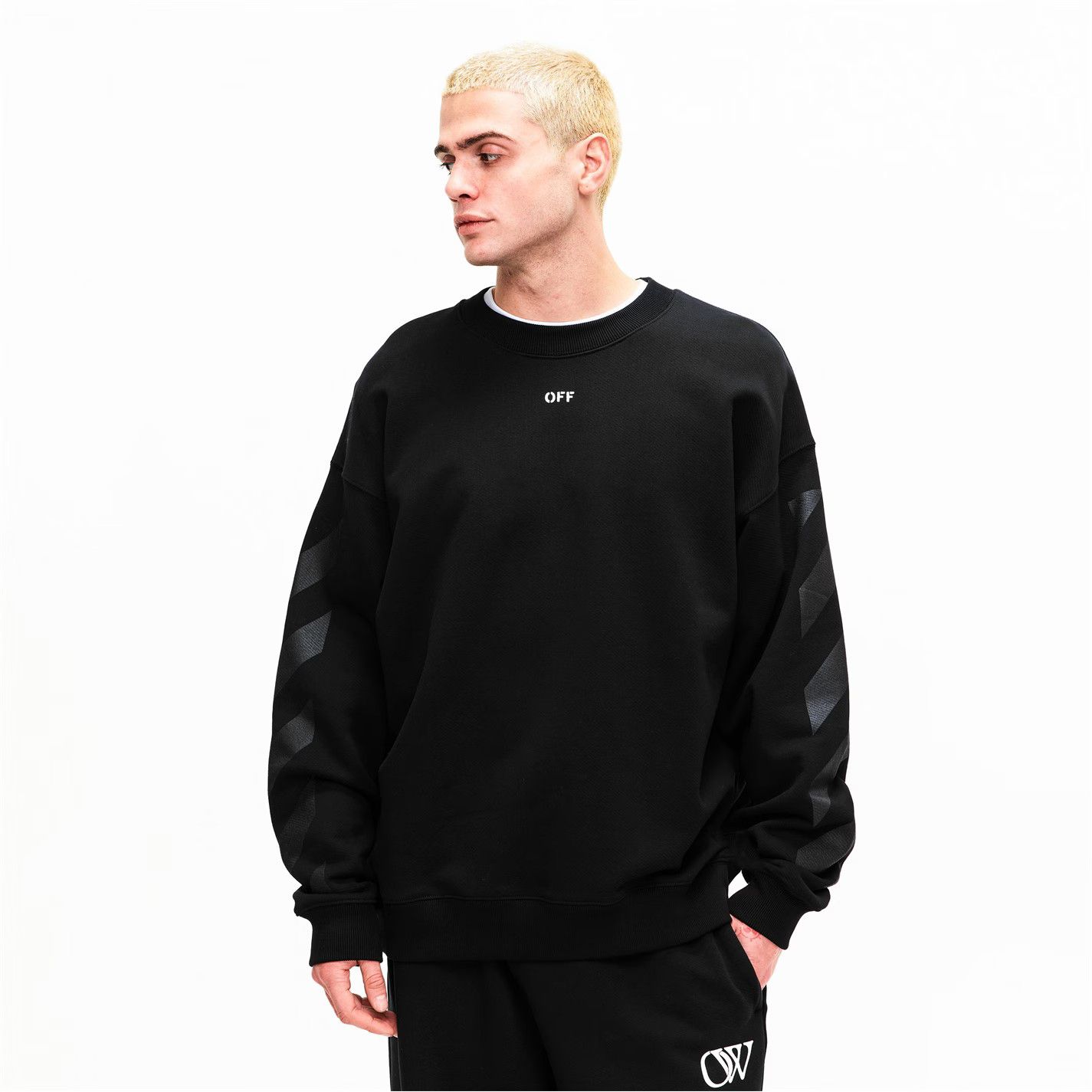 Off-White o1g2r1mq0226 Cornly Diag Crew Sweatshirt In Black Size US XL / EU 56 / 4 - 5 Thumbnail