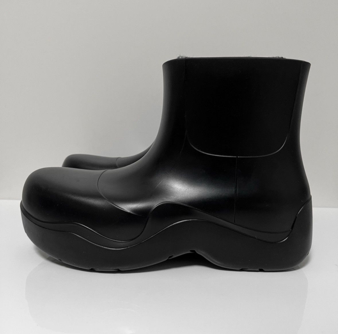 Bottega Veneta Bottega Veneta Puddle Shearling Fur Boots Size US 10 / EU 43 - 1 Thumbnail