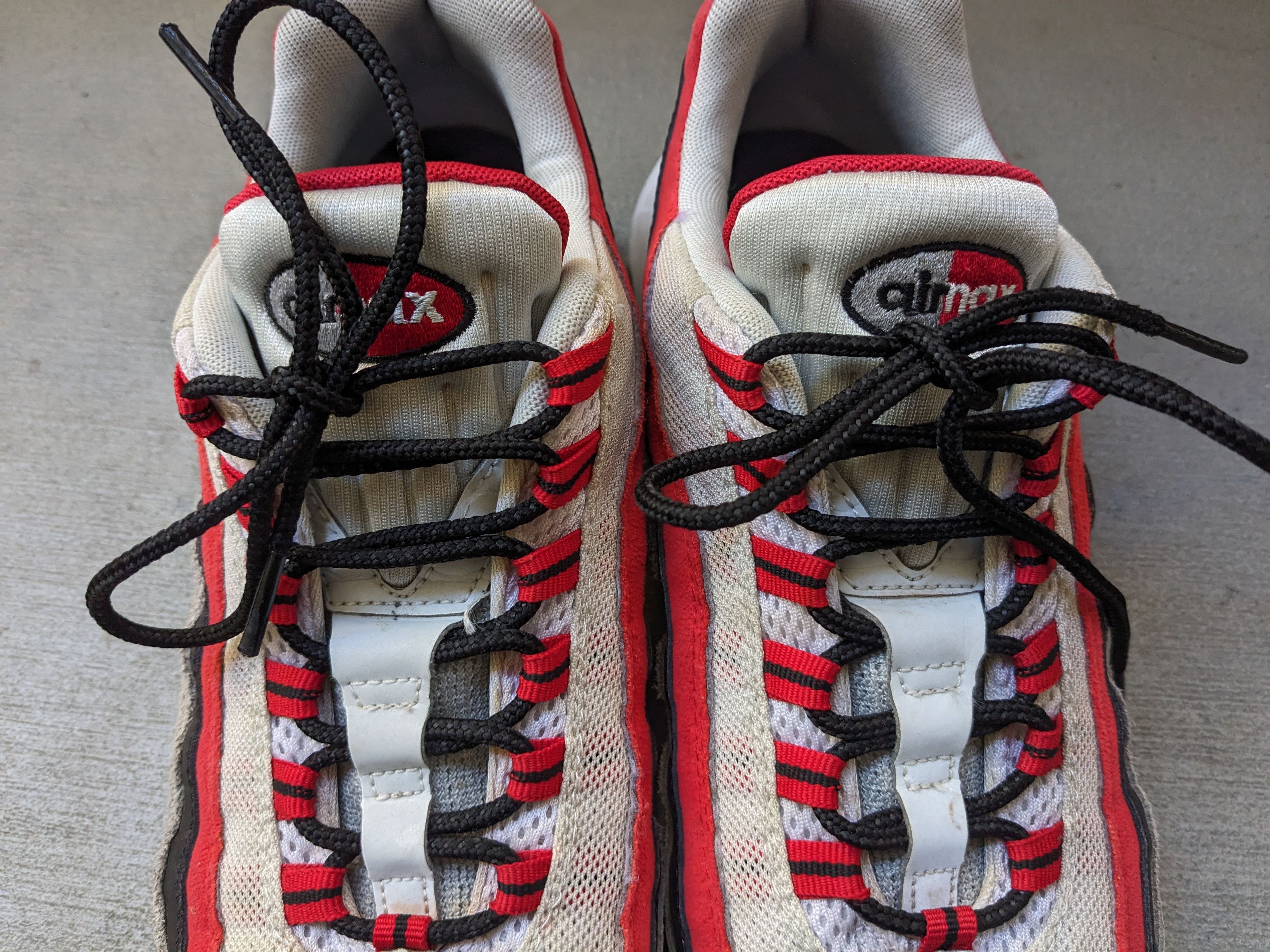 Nike Nike Air Max 95 White Red Gray 11.5 749766-601 Size US 11.5 / EU 44-45 - 4 Thumbnail