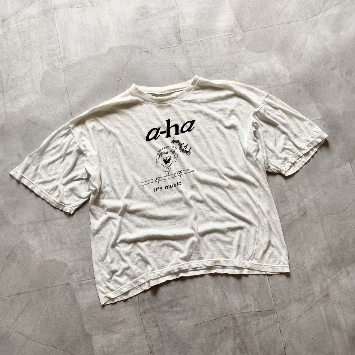 Band Tees 80s Rare A-Ha It’s Music Big Logo Band Vintage T-shirt Tee Size US M / EU 48-50 / 2 - 1 Thumbnail